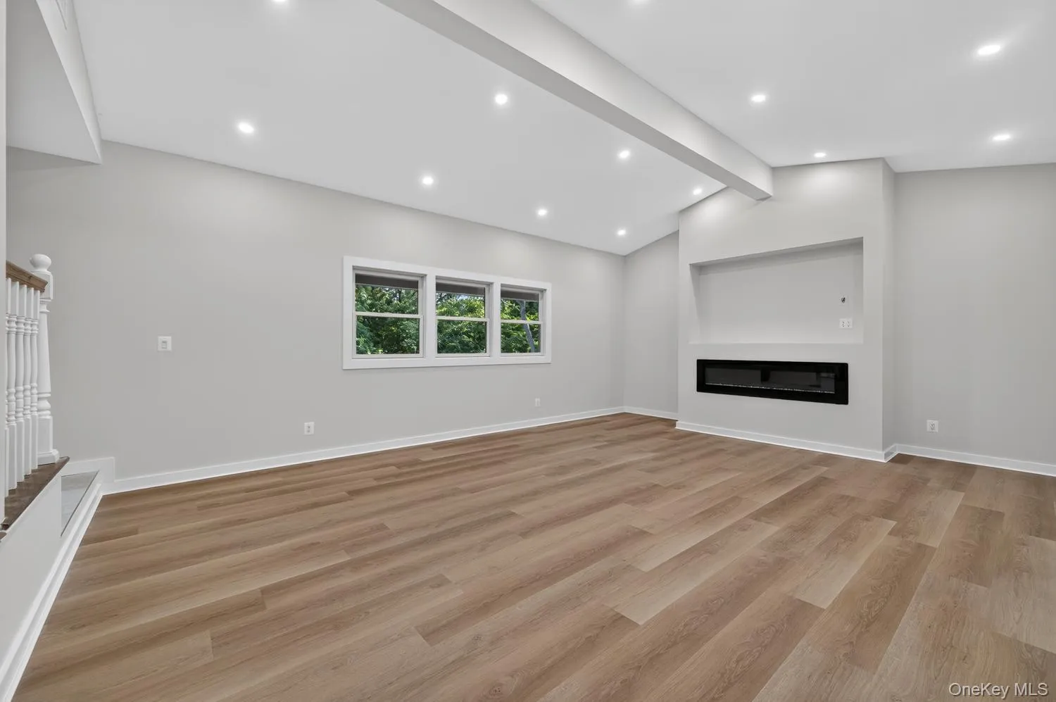 5 Truesdale Court, Smithtown, NY, 4 Bedrooms Bedrooms, 6 Rooms Rooms,3 BathroomsBathrooms,Residential,For Rent,Truesdale,0,1039410 5 Truesdale Court, Smithtown, NY, 4 Bedrooms Bedrooms, 6 Rooms Rooms,3 BathroomsBathrooms,Residential,For Rent,Truesdale,0,1039410