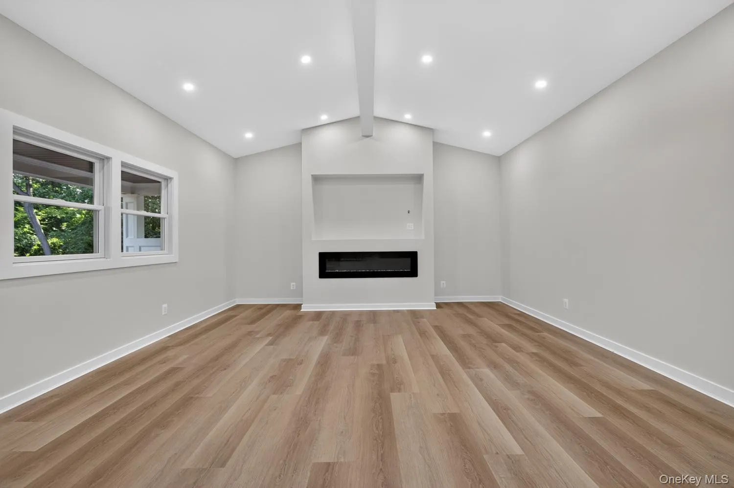 5 Truesdale Court, Smithtown, NY, 4 Bedrooms Bedrooms, 6 Rooms Rooms,3 BathroomsBathrooms,Residential,For Rent,Truesdale,0,1039410 5 Truesdale Court, Smithtown, NY, 4 Bedrooms Bedrooms, 6 Rooms Rooms,3 BathroomsBathrooms,Residential,For Rent,Truesdale,0,1039410