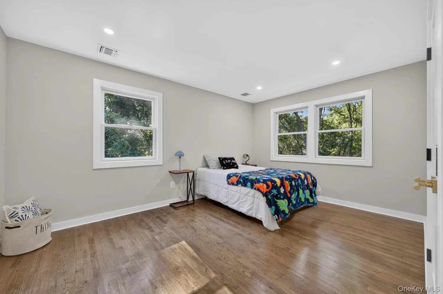 5 Truesdale Court, Smithtown, NY, 4 Bedrooms Bedrooms, 6 Rooms Rooms,3 BathroomsBathrooms,Residential,For Rent,Truesdale,0,1039410 5 Truesdale Court, Smithtown, NY, 4 Bedrooms Bedrooms, 6 Rooms Rooms,3 BathroomsBathrooms,Residential,For Rent,Truesdale,0,1039410