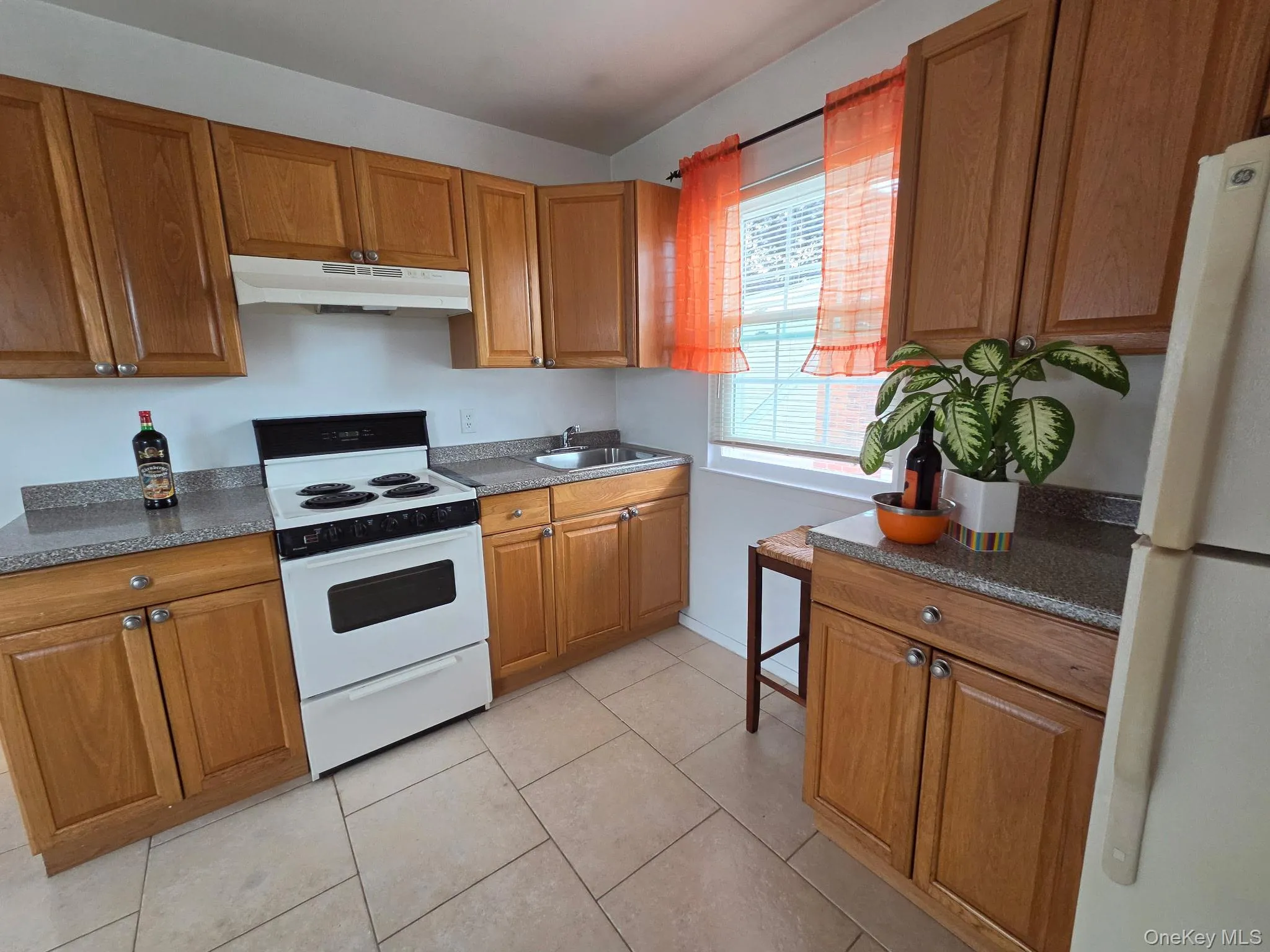 235 Fieldmere Street, Hempstead, NY, 2 Bedrooms Bedrooms, 5 Rooms Rooms,1 BathroomBathrooms,Residential Lease,For Rent,Fieldmere,0,1039411 235 Fieldmere Street, Hempstead, NY, 2 Bedrooms Bedrooms, 5 Rooms Rooms,1 BathroomBathrooms,Residential Lease,For Rent,Fieldmere,0,1039411