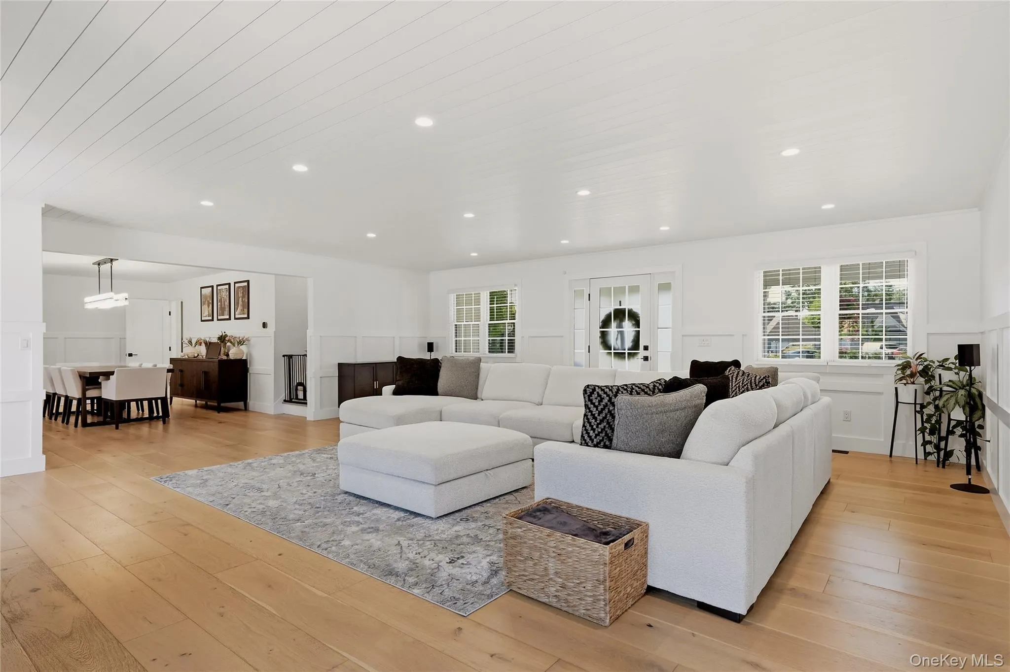 16 Twin River Drive, Islip, NY, 4 Bedrooms Bedrooms, 10 Rooms Rooms,2 BathroomsBathrooms,Residential,For Rent,Twin River,0,1039412 16 Twin River Drive, Islip, NY, 4 Bedrooms Bedrooms, 10 Rooms Rooms,2 BathroomsBathrooms,Residential,For Rent,Twin River,0,1039412