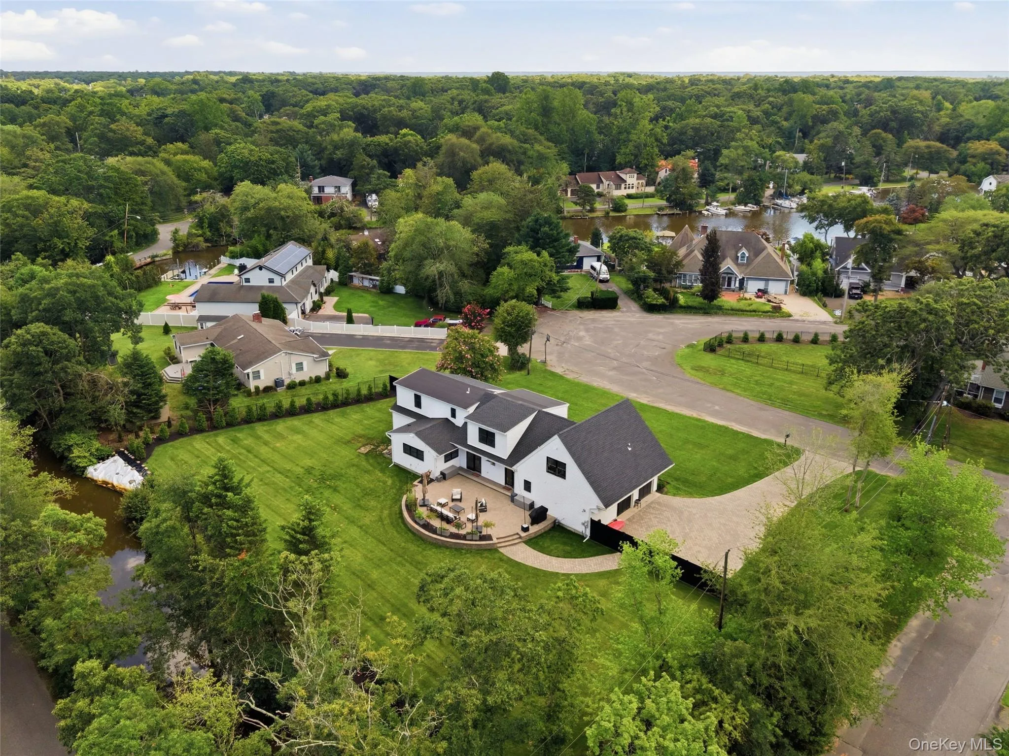 16 Twin River Drive, Islip, NY, 4 Bedrooms Bedrooms, 10 Rooms Rooms,2 BathroomsBathrooms,Residential,For Rent,Twin River,0,1039412 16 Twin River Drive, Islip, NY, 4 Bedrooms Bedrooms, 10 Rooms Rooms,2 BathroomsBathrooms,Residential,For Rent,Twin River,0,1039412
