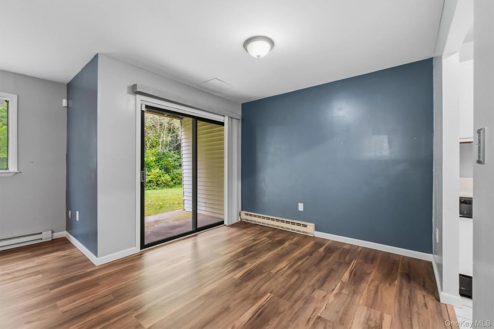 21 Scarborough Lane, Wappinger, NY, 1 Bedroom Bedrooms, 4 Rooms Rooms,1 BathroomBathrooms,Residential,For Rent,Scarborough,0,1039416 21 Scarborough Lane, Wappinger, NY, 1 Bedroom Bedrooms, 4 Rooms Rooms,1 BathroomBathrooms,Residential,For Rent,Scarborough,0,1039416