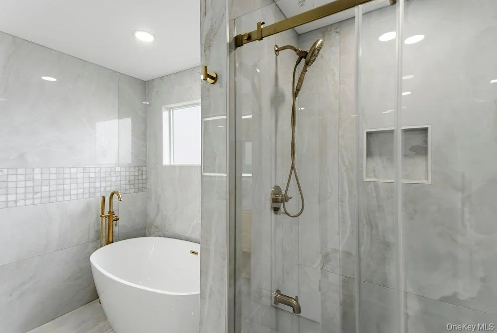 10 california Street, Oyster Bay, NY, 4 Bedrooms Bedrooms, 7 Rooms Rooms,3 BathroomsBathrooms,Residential,For Rent,california,0,1039417 10 california Street, Oyster Bay, NY, 4 Bedrooms Bedrooms, 7 Rooms Rooms,3 BathroomsBathrooms,Residential,For Rent,california,0,1039417