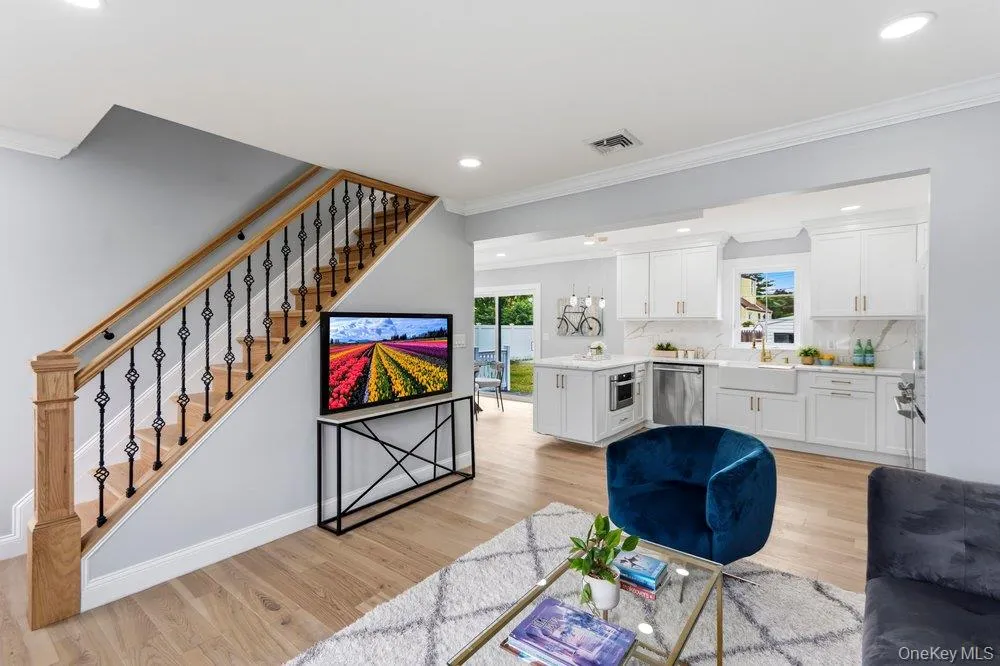 10 california Street, Oyster Bay, NY, 4 Bedrooms Bedrooms, 7 Rooms Rooms,3 BathroomsBathrooms,Residential,For Rent,california,0,1039417 10 california Street, Oyster Bay, NY, 4 Bedrooms Bedrooms, 7 Rooms Rooms,3 BathroomsBathrooms,Residential,For Rent,california,0,1039417