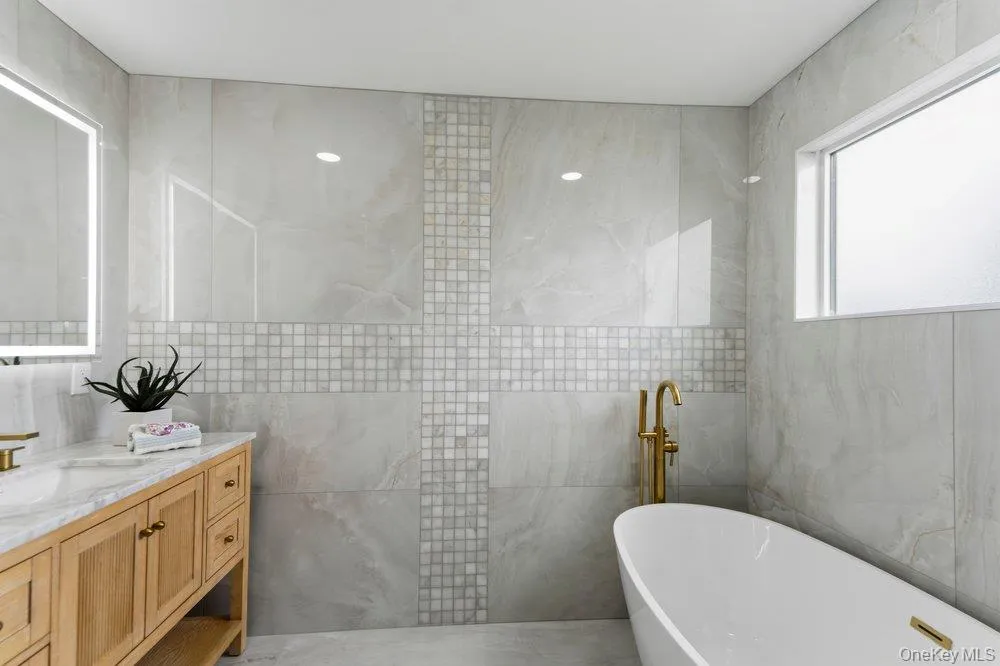 10 california Street, Oyster Bay, NY, 4 Bedrooms Bedrooms, 7 Rooms Rooms,3 BathroomsBathrooms,Residential,For Rent,california,0,1039417 10 california Street, Oyster Bay, NY, 4 Bedrooms Bedrooms, 7 Rooms Rooms,3 BathroomsBathrooms,Residential,For Rent,california,0,1039417