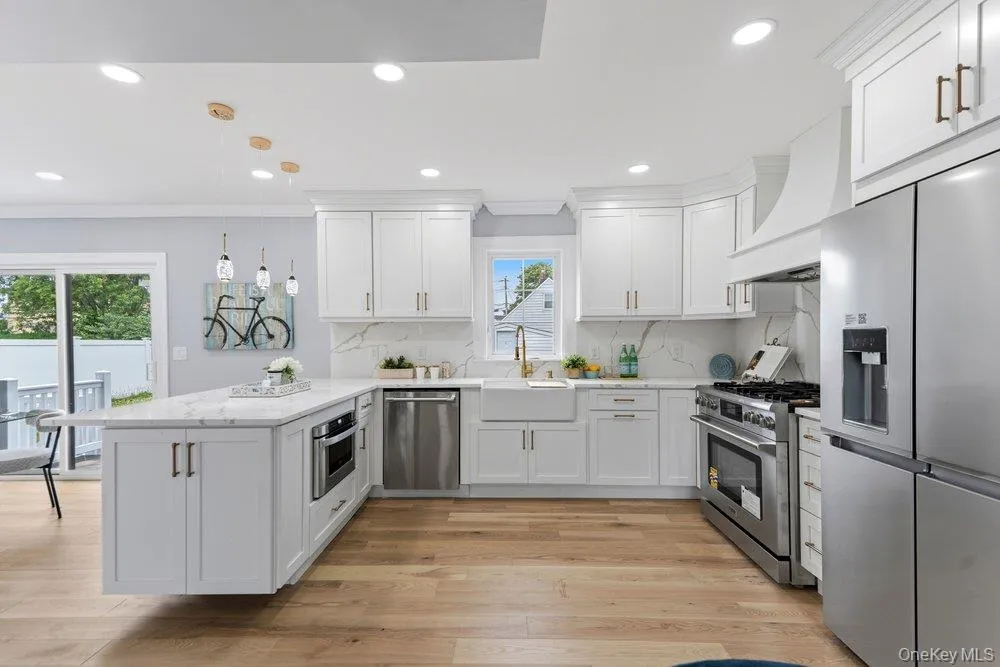 10 california Street, Oyster Bay, NY, 4 Bedrooms Bedrooms, 7 Rooms Rooms,3 BathroomsBathrooms,Residential,For Rent,california,0,1039417 10 california Street, Oyster Bay, NY, 4 Bedrooms Bedrooms, 7 Rooms Rooms,3 BathroomsBathrooms,Residential,For Rent,california,0,1039417