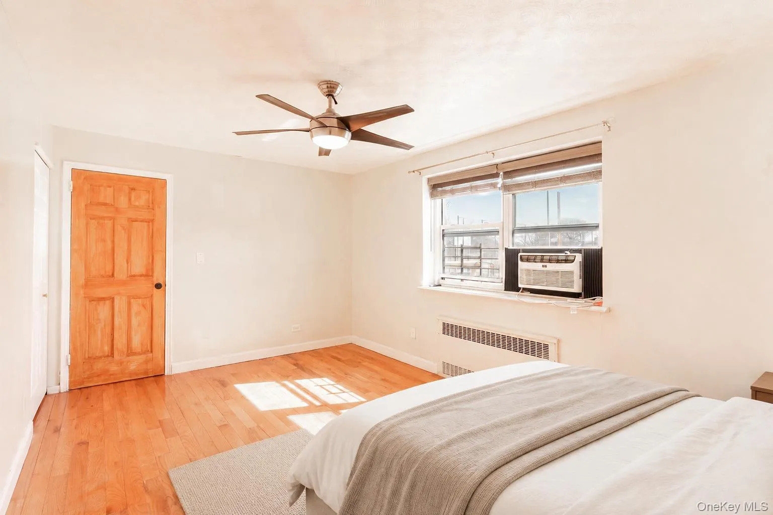 66-12 Grand Central Parkway, New York, NY, 1 Bedroom Bedrooms, 3 Rooms Rooms,1 BathroomBathrooms,Residential,For Rent,Grand Central Parkway,0,1039418 66-12 Grand Central Parkway, New York, NY, 1 Bedroom Bedrooms, 3 Rooms Rooms,1 BathroomBathrooms,Residential,For Rent,Grand Central Parkway,0,1039418