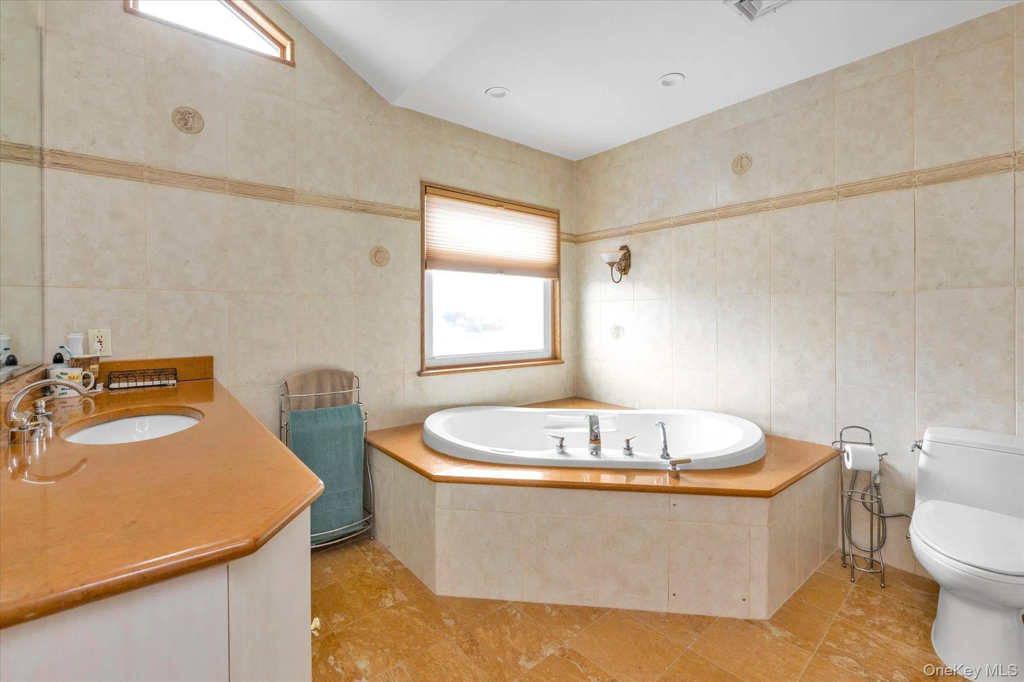 2072 Legion Street, Hempstead, NY, 5 Bedrooms Bedrooms, 10 Rooms Rooms,3 BathroomsBathrooms,Residential,For Rent,Legion,0,1039426 2072 Legion Street, Hempstead, NY, 5 Bedrooms Bedrooms, 10 Rooms Rooms,3 BathroomsBathrooms,Residential,For Rent,Legion,0,1039426