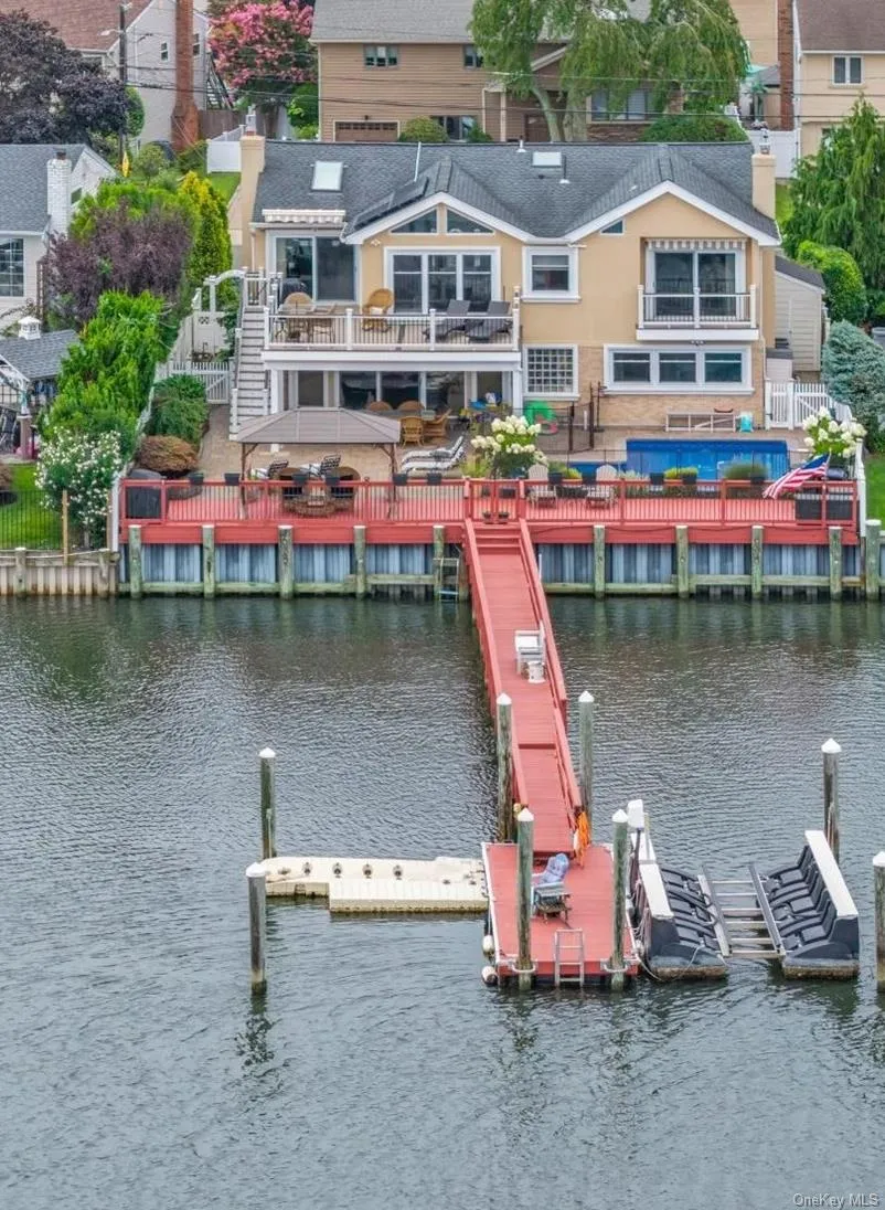 2072 Legion Street, Hempstead, NY, 5 Bedrooms Bedrooms, 10 Rooms Rooms,3 BathroomsBathrooms,Residential,For Rent,Legion,0,1039426 2072 Legion Street, Hempstead, NY, 5 Bedrooms Bedrooms, 10 Rooms Rooms,3 BathroomsBathrooms,Residential,For Rent,Legion,0,1039426