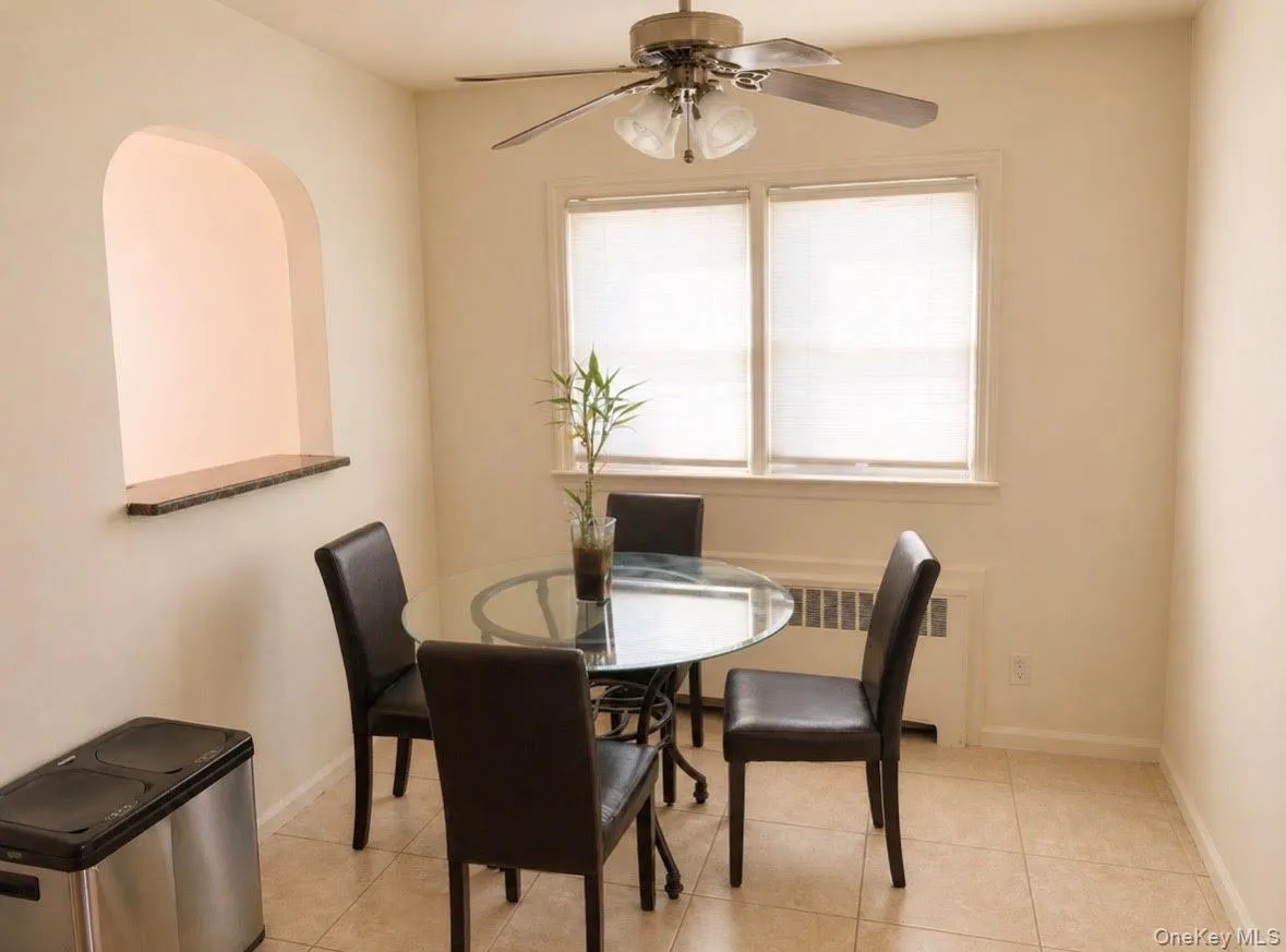 138-28 250, New York, NY, 2 Bedrooms Bedrooms, 5 Rooms Rooms,1 BathroomBathrooms,Residential Lease,For Rent,250,0,1039427 138-28 250, New York, NY, 2 Bedrooms Bedrooms, 5 Rooms Rooms,1 BathroomBathrooms,Residential Lease,For Rent,250,0,1039427