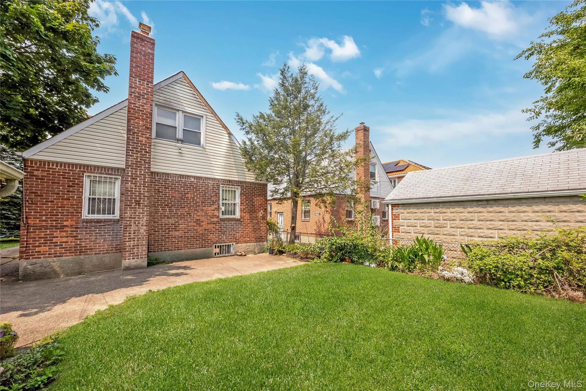 5615 196th Street, New York, NY, 4 Bedrooms Bedrooms, 7 Rooms Rooms,2 BathroomsBathrooms,Residential,For Rent,196th,0,1039431 5615 196th Street, New York, NY, 4 Bedrooms Bedrooms, 7 Rooms Rooms,2 BathroomsBathrooms,Residential,For Rent,196th,0,1039431