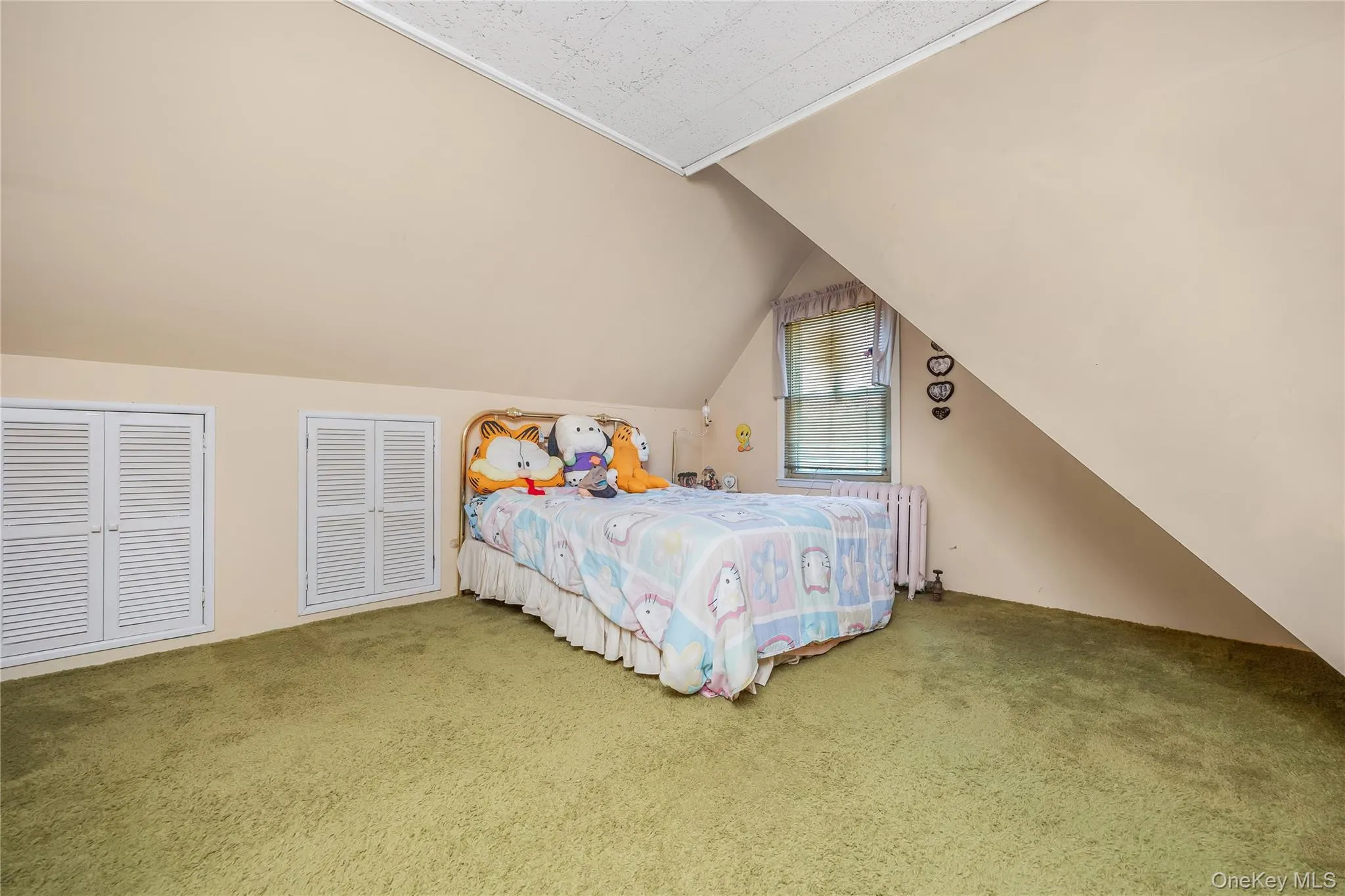 5615 196th Street, New York, NY, 4 Bedrooms Bedrooms, 7 Rooms Rooms,2 BathroomsBathrooms,Residential,For Rent,196th,0,1039431 5615 196th Street, New York, NY, 4 Bedrooms Bedrooms, 7 Rooms Rooms,2 BathroomsBathrooms,Residential,For Rent,196th,0,1039431