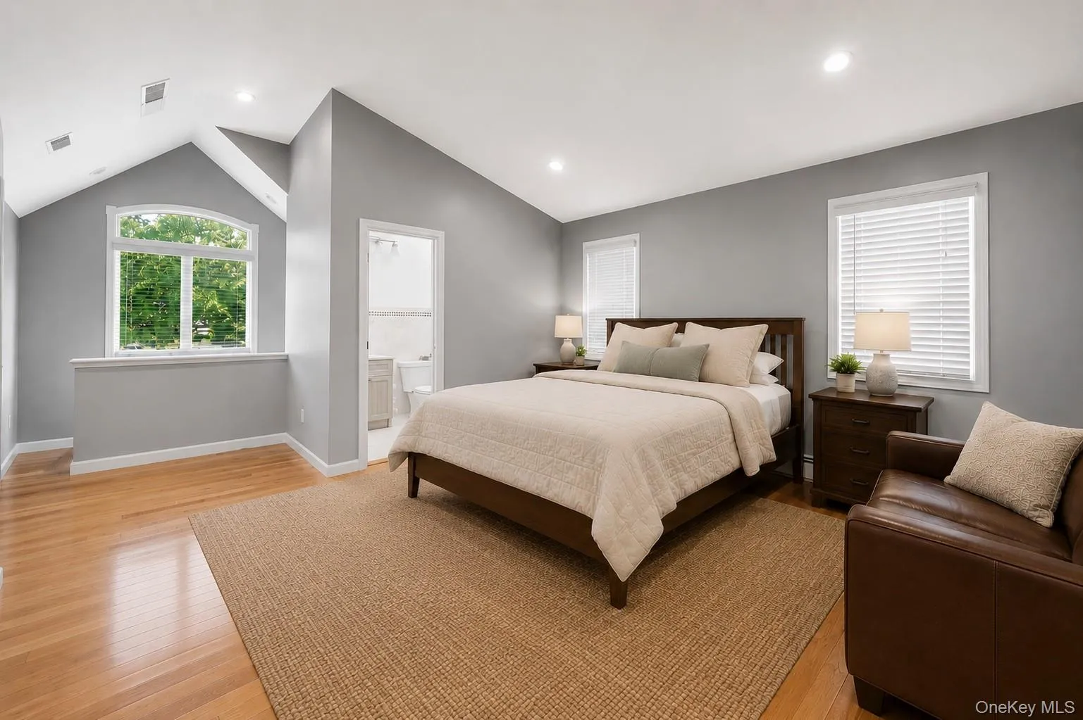 164 Cedrus Avenue, Huntington, NY, 4 Bedrooms Bedrooms, 9 Rooms Rooms,3 BathroomsBathrooms,Residential,For Rent,Cedrus,0,1039435 164 Cedrus Avenue, Huntington, NY, 4 Bedrooms Bedrooms, 9 Rooms Rooms,3 BathroomsBathrooms,Residential,For Rent,Cedrus,0,1039435