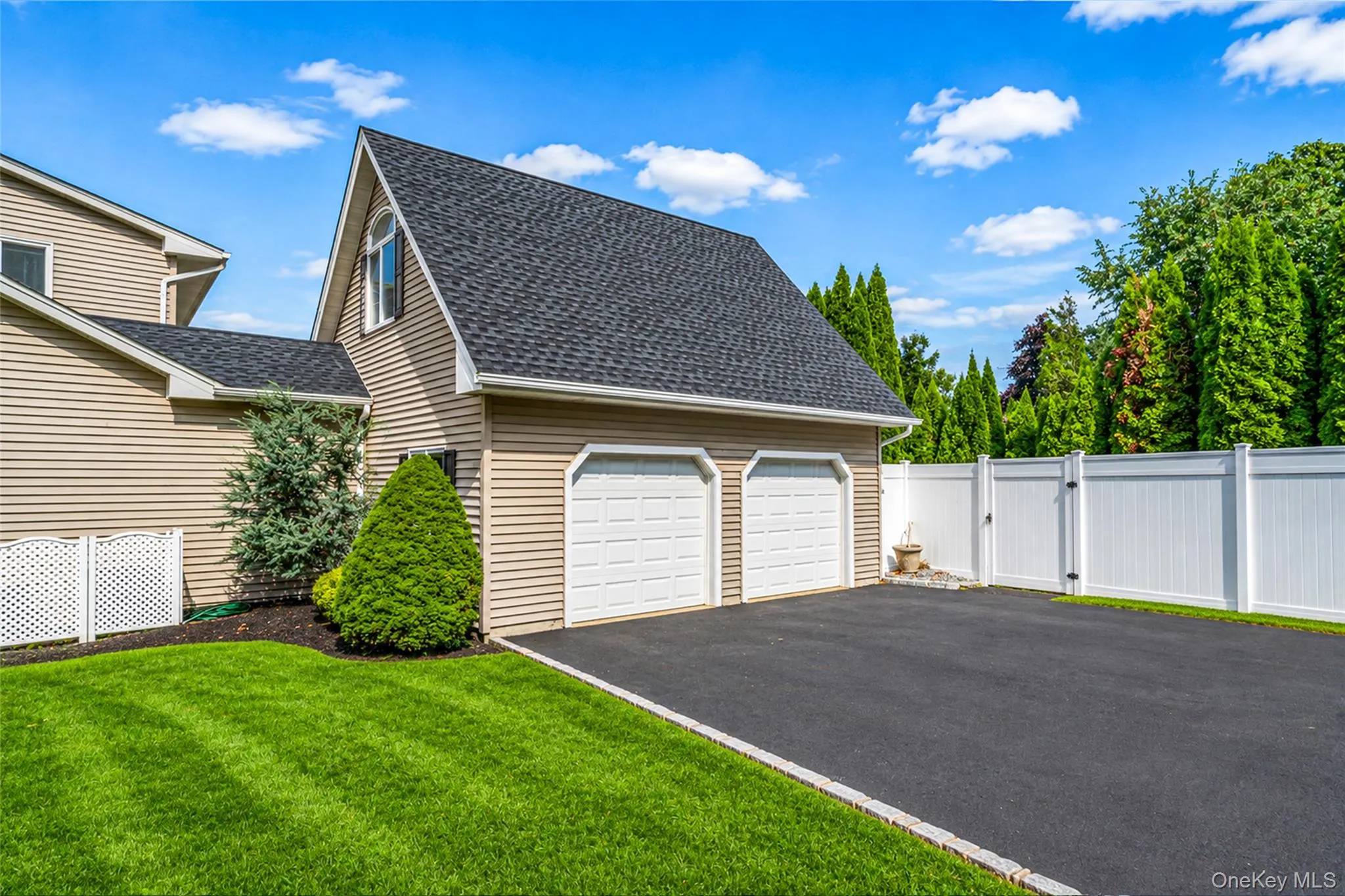 164 Cedrus Avenue, Huntington, NY, 4 Bedrooms Bedrooms, 9 Rooms Rooms,3 BathroomsBathrooms,Residential,For Rent,Cedrus,0,1039435 164 Cedrus Avenue, Huntington, NY, 4 Bedrooms Bedrooms, 9 Rooms Rooms,3 BathroomsBathrooms,Residential,For Rent,Cedrus,0,1039435