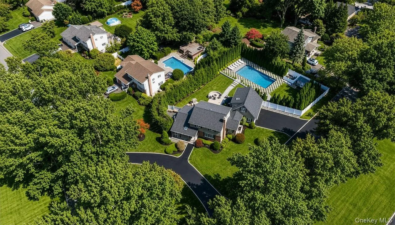 164 Cedrus Avenue, Huntington, NY, 4 Bedrooms Bedrooms, 9 Rooms Rooms,3 BathroomsBathrooms,Residential,For Rent,Cedrus,0,1039435 164 Cedrus Avenue, Huntington, NY, 4 Bedrooms Bedrooms, 9 Rooms Rooms,3 BathroomsBathrooms,Residential,For Rent,Cedrus,0,1039435