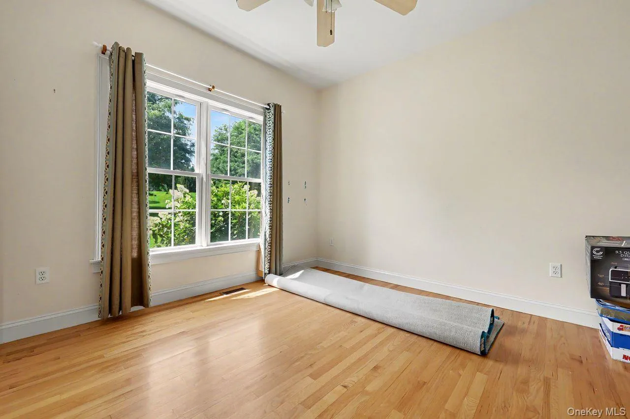 23 Monarch Drive, East Fishkill, NY, 4 Bedrooms Bedrooms, 9 Rooms Rooms,2 BathroomsBathrooms,Residential,For Rent,Monarch,0,1039445 23 Monarch Drive, East Fishkill, NY, 4 Bedrooms Bedrooms, 9 Rooms Rooms,2 BathroomsBathrooms,Residential,For Rent,Monarch,0,1039445
