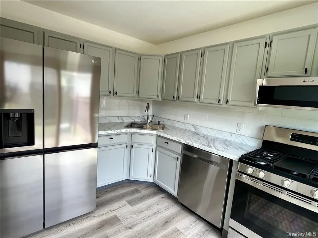 2110 Whispering Hills, Chester Town, NY, 3 Bedrooms Bedrooms, 6 Rooms Rooms,2 BathroomsBathrooms,Residential Lease,For Rent,Whispering,0,1039451 2110 Whispering Hills, Chester Town, NY, 3 Bedrooms Bedrooms, 6 Rooms Rooms,2 BathroomsBathrooms,Residential Lease,For Rent,Whispering,0,1039451
