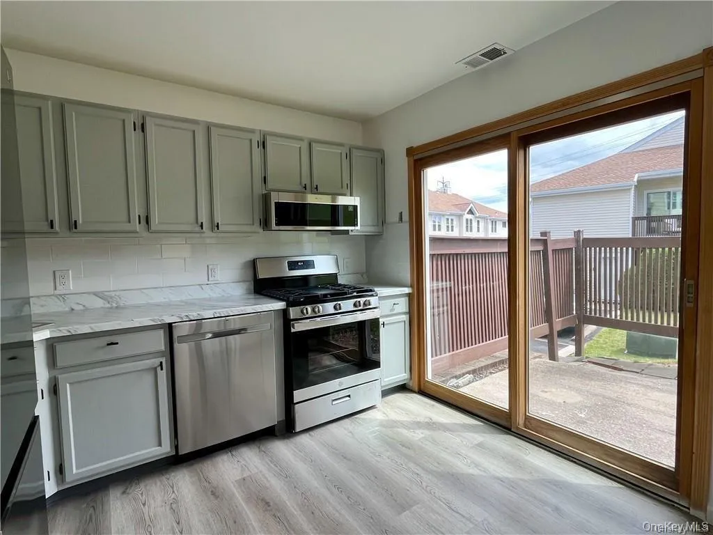 2110 Whispering Hills, Chester Town, NY, 3 Bedrooms Bedrooms, 6 Rooms Rooms,2 BathroomsBathrooms,Residential Lease,For Rent,Whispering,0,1039451 2110 Whispering Hills, Chester Town, NY, 3 Bedrooms Bedrooms, 6 Rooms Rooms,2 BathroomsBathrooms,Residential Lease,For Rent,Whispering,0,1039451