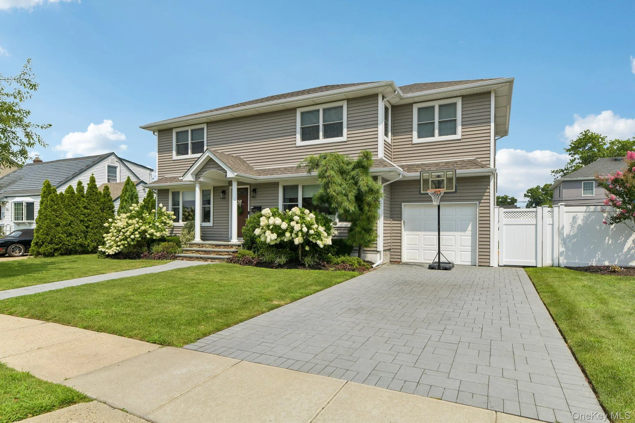 790 Garden Drive, Hempstead, NY, 4 Bedrooms Bedrooms, 9 Rooms Rooms,2 BathroomsBathrooms,Residential,For Rent,Garden,0,1039453 790 Garden Drive, Hempstead, NY, 4 Bedrooms Bedrooms, 9 Rooms Rooms,2 BathroomsBathrooms,Residential,For Rent,Garden,0,1039453