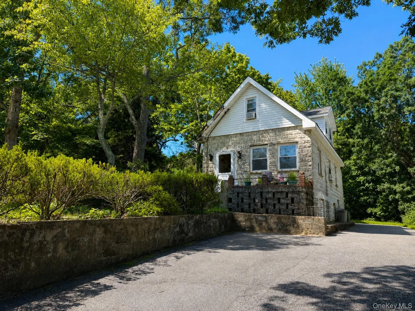 164 Evergreen Drive, Brookhaven, NY, 2 Bedrooms Bedrooms, 6 Rooms Rooms,1 BathroomBathrooms,Residential,For Rent,Evergreen,0,1039454 164 Evergreen Drive, Brookhaven, NY, 2 Bedrooms Bedrooms, 6 Rooms Rooms,1 BathroomBathrooms,Residential,For Rent,Evergreen,0,1039454