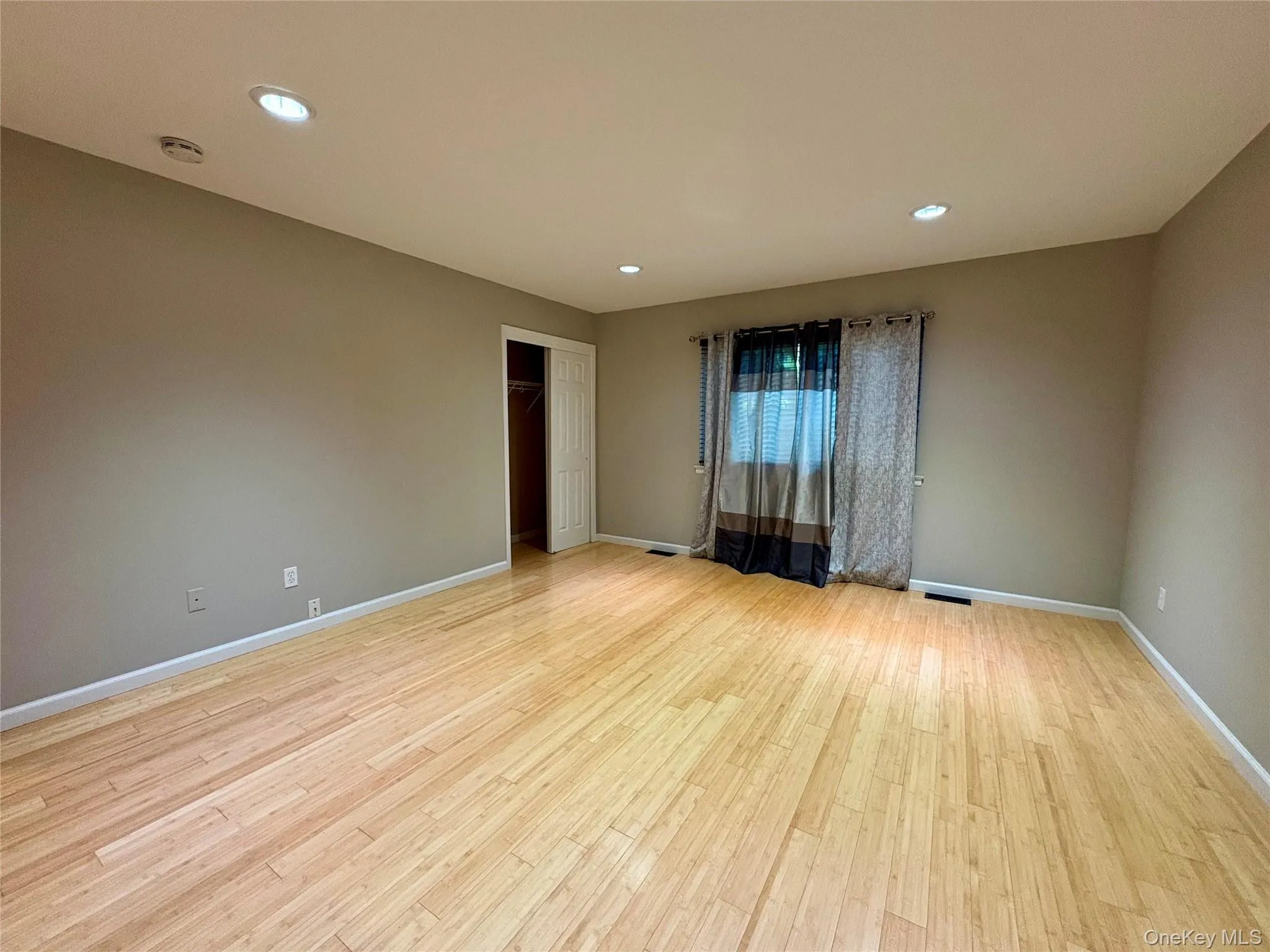 7 Ironwood Drive, Woodbury, NY, 2 Bedrooms Bedrooms, 5 Rooms Rooms,2 BathroomsBathrooms,Residential,For Rent,Ironwood,0,1039455 7 Ironwood Drive, Woodbury, NY, 2 Bedrooms Bedrooms, 5 Rooms Rooms,2 BathroomsBathrooms,Residential,For Rent,Ironwood,0,1039455