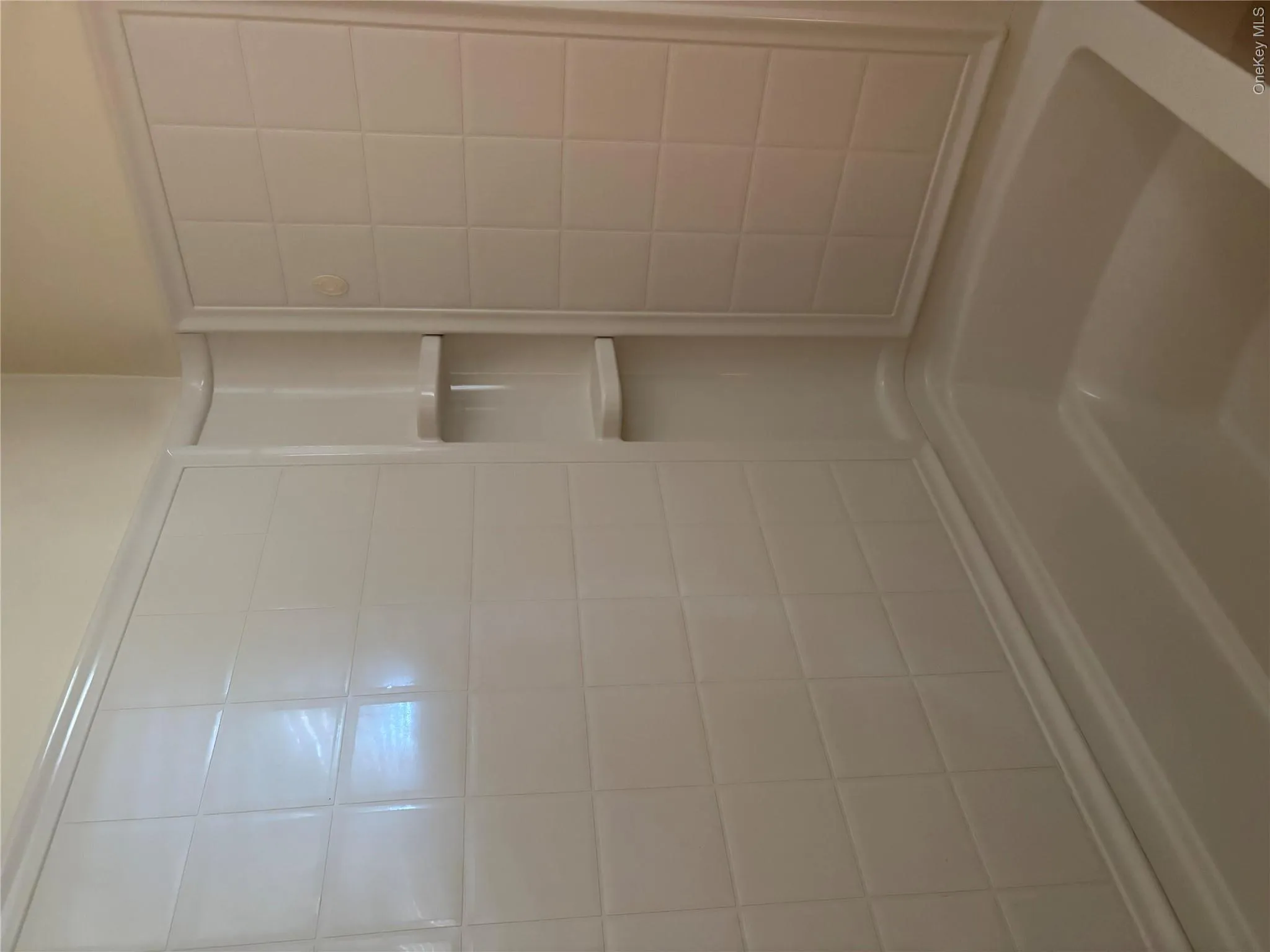7 Ironwood Drive, Woodbury, NY, 2 Bedrooms Bedrooms, 5 Rooms Rooms,2 BathroomsBathrooms,Residential,For Rent,Ironwood,0,1039455 7 Ironwood Drive, Woodbury, NY, 2 Bedrooms Bedrooms, 5 Rooms Rooms,2 BathroomsBathrooms,Residential,For Rent,Ironwood,0,1039455