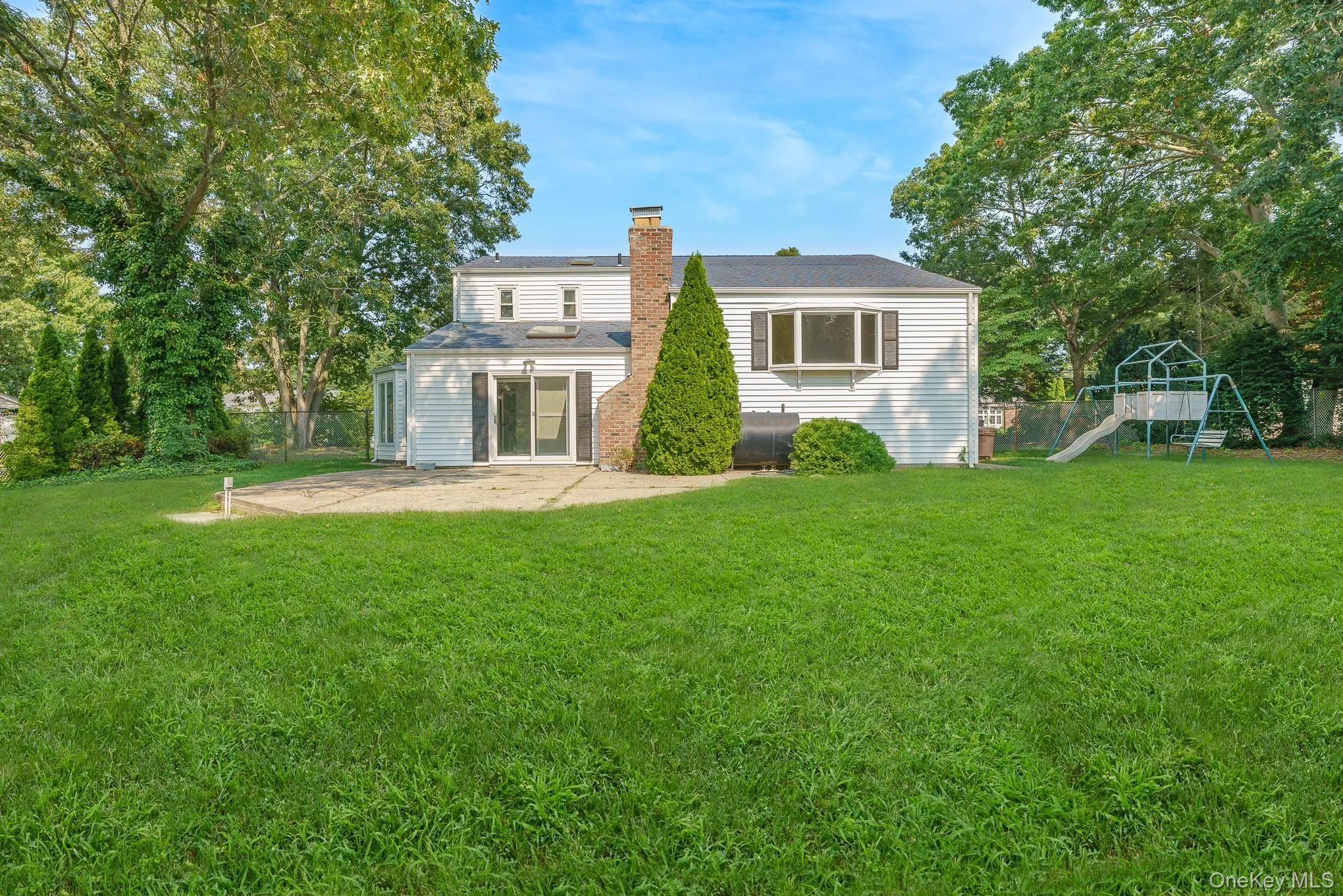 70 Woodview Lane, Brookhaven, NY, 4 Bedrooms Bedrooms, 8 Rooms Rooms,2 BathroomsBathrooms,Residential,For Rent,Woodview,0,1039458 70 Woodview Lane, Brookhaven, NY, 4 Bedrooms Bedrooms, 8 Rooms Rooms,2 BathroomsBathrooms,Residential,For Rent,Woodview,0,1039458