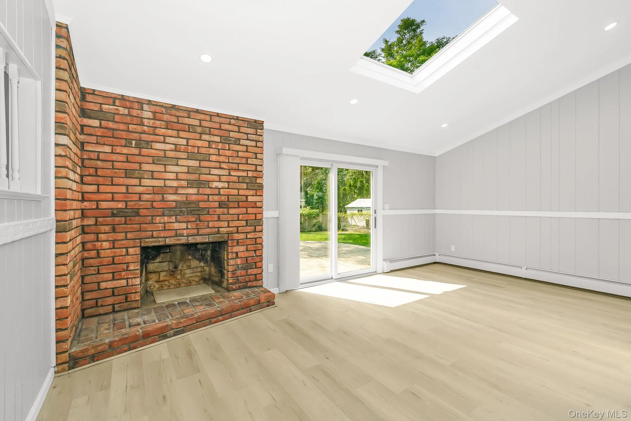 70 Woodview Lane, Brookhaven, NY, 4 Bedrooms Bedrooms, 8 Rooms Rooms,2 BathroomsBathrooms,Residential,For Rent,Woodview,0,1039458 70 Woodview Lane, Brookhaven, NY, 4 Bedrooms Bedrooms, 8 Rooms Rooms,2 BathroomsBathrooms,Residential,For Rent,Woodview,0,1039458
