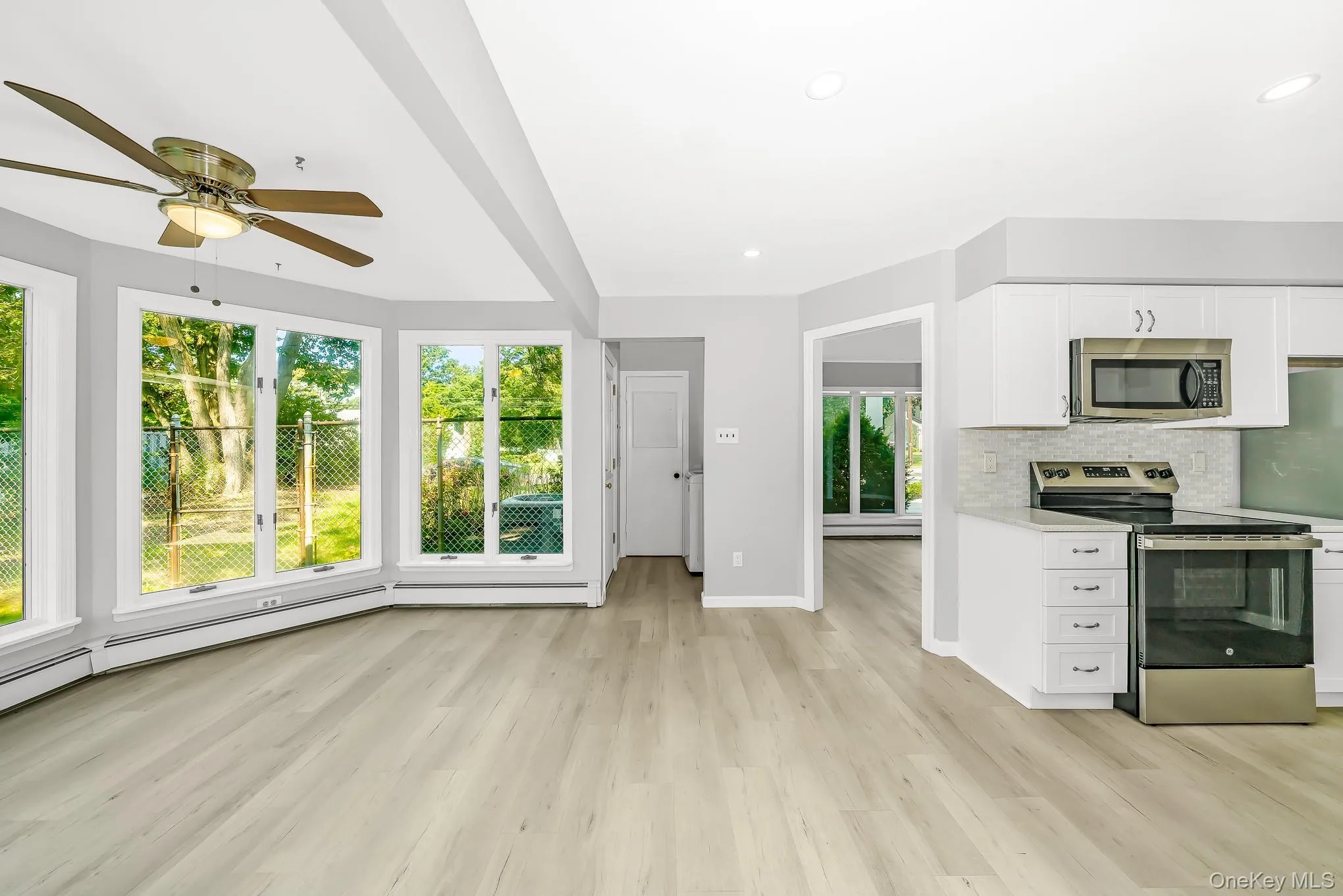 70 Woodview Lane, Brookhaven, NY, 4 Bedrooms Bedrooms, 8 Rooms Rooms,2 BathroomsBathrooms,Residential,For Rent,Woodview,0,1039458 70 Woodview Lane, Brookhaven, NY, 4 Bedrooms Bedrooms, 8 Rooms Rooms,2 BathroomsBathrooms,Residential,For Rent,Woodview,0,1039458