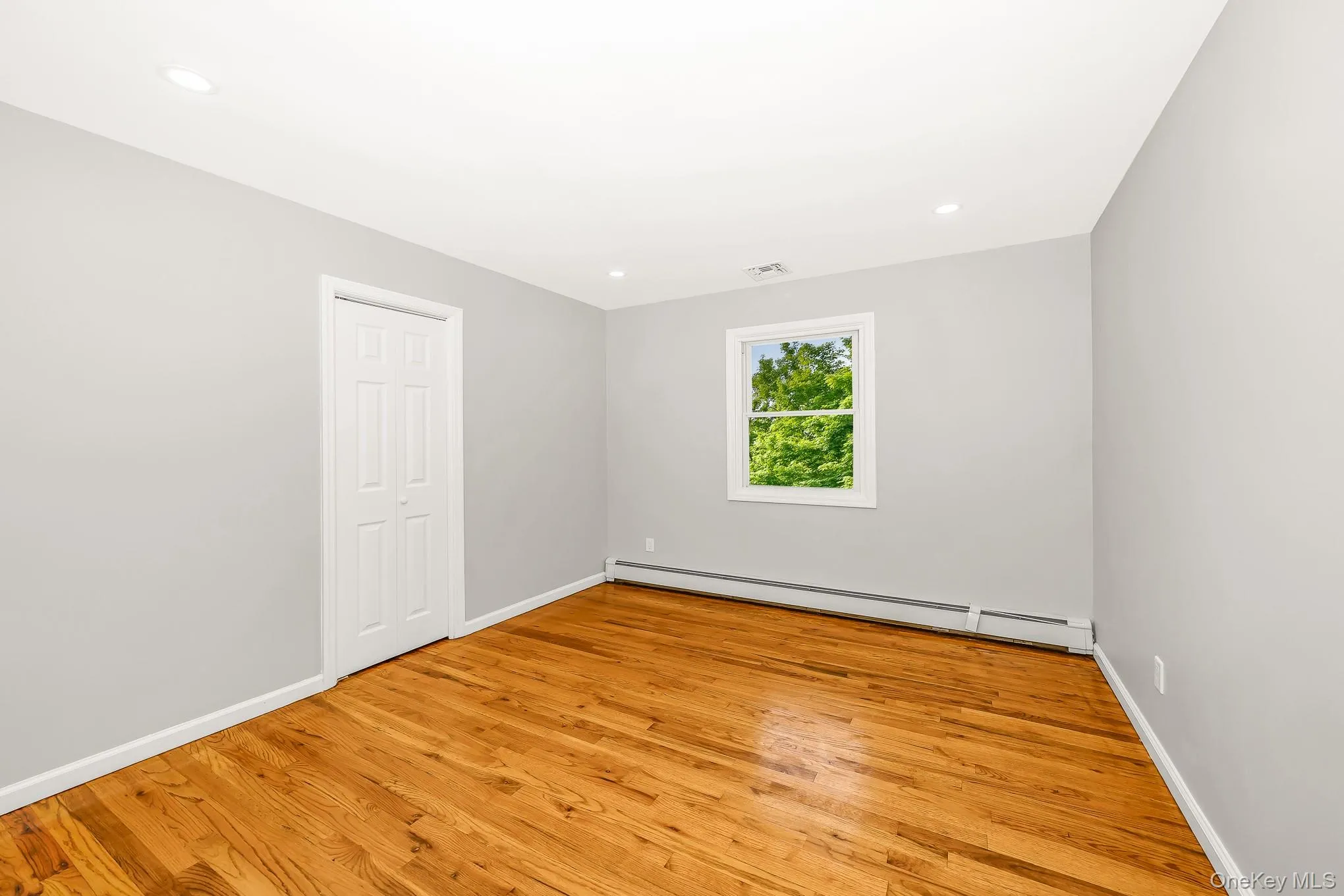 70 Woodview Lane, Brookhaven, NY, 4 Bedrooms Bedrooms, 8 Rooms Rooms,2 BathroomsBathrooms,Residential,For Rent,Woodview,0,1039458 70 Woodview Lane, Brookhaven, NY, 4 Bedrooms Bedrooms, 8 Rooms Rooms,2 BathroomsBathrooms,Residential,For Rent,Woodview,0,1039458
