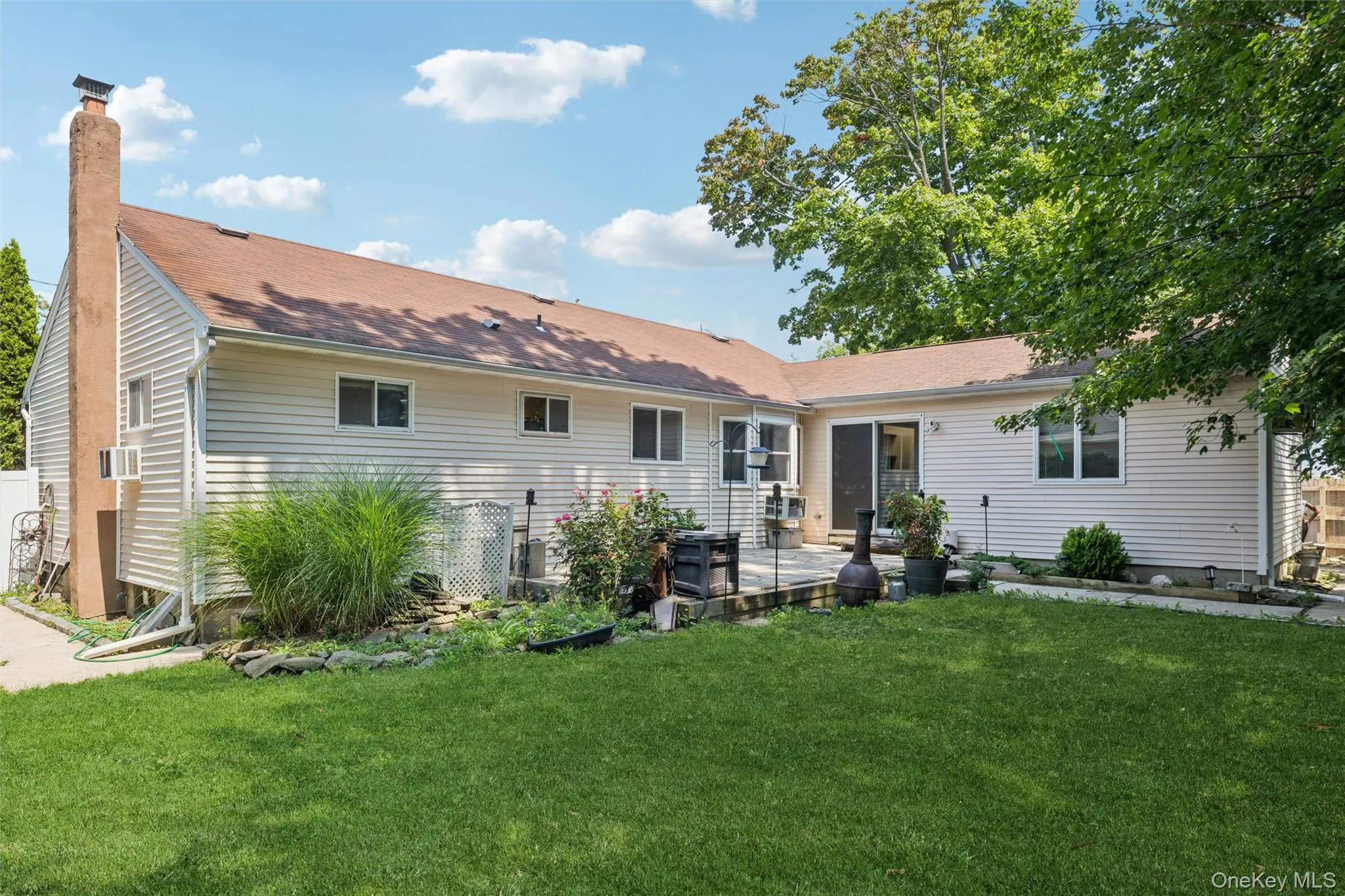 42 Lexington Avenue, Babylon, NY, 3 Bedrooms Bedrooms, 7 Rooms Rooms,2 BathroomsBathrooms,Residential,For Rent,Lexington,0,1039465 42 Lexington Avenue, Babylon, NY, 3 Bedrooms Bedrooms, 7 Rooms Rooms,2 BathroomsBathrooms,Residential,For Rent,Lexington,0,1039465