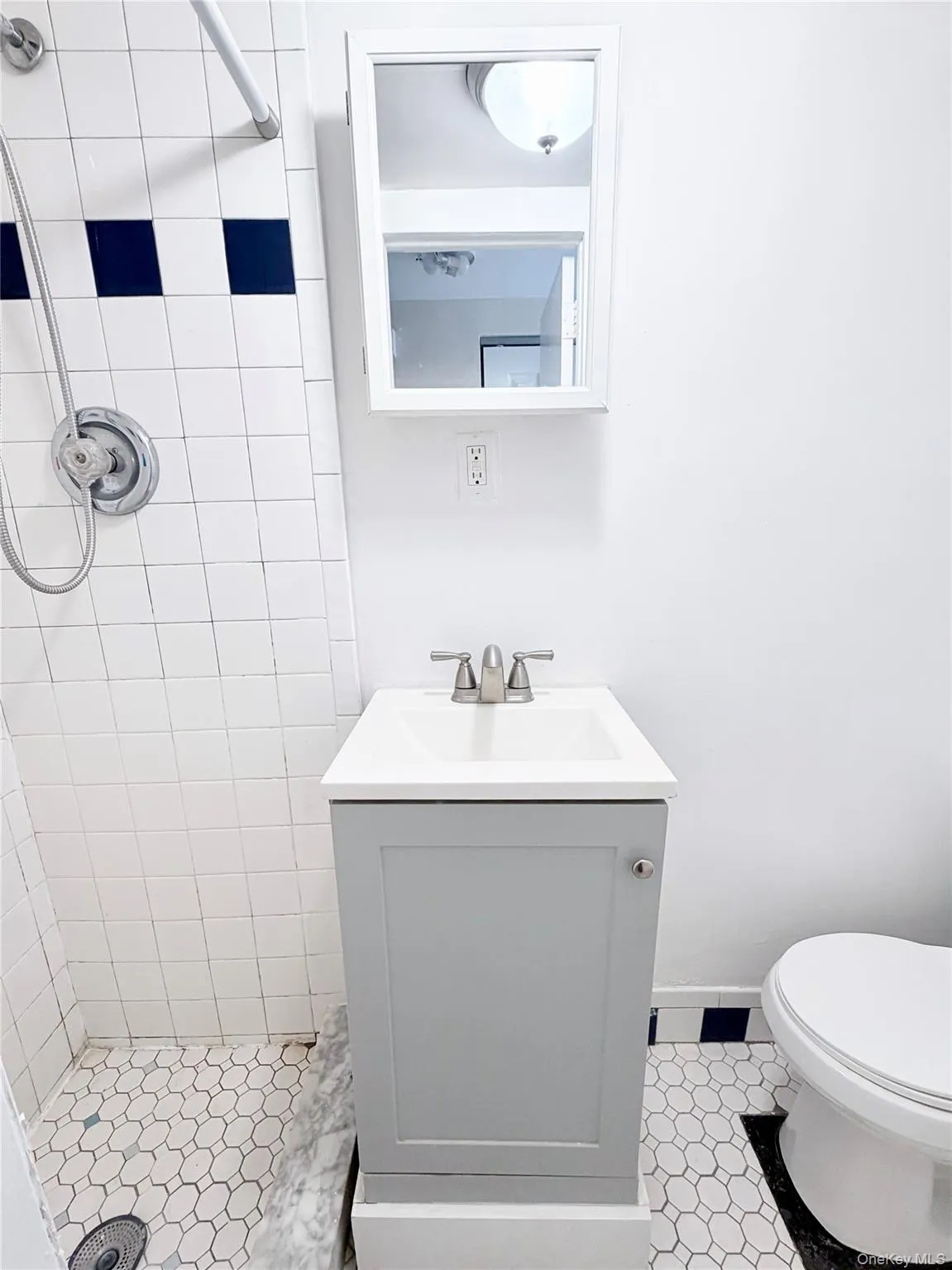 88 Florida Street, Long Beach, NY, 2 Bedrooms Bedrooms, 3 Rooms Rooms,1 BathroomBathrooms,Residential Lease,For Rent,Florida,0,1039467 88 Florida Street, Long Beach, NY, 2 Bedrooms Bedrooms, 3 Rooms Rooms,1 BathroomBathrooms,Residential Lease,For Rent,Florida,0,1039467