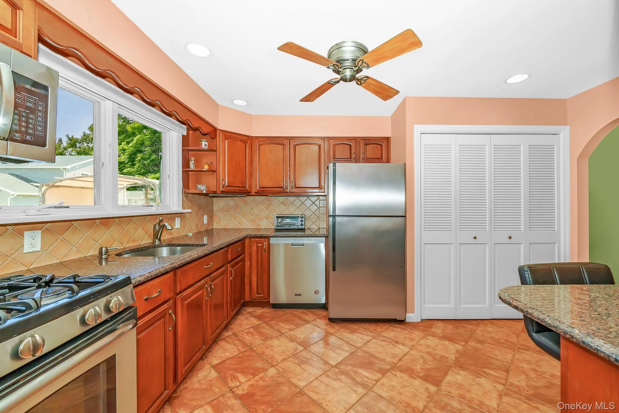 4 Oak Street, Brookhaven, NY, 3 Bedrooms Bedrooms, 9 Rooms Rooms,1 BathroomBathrooms,Residential,For Rent,Oak,0,1039473 4 Oak Street, Brookhaven, NY, 3 Bedrooms Bedrooms, 9 Rooms Rooms,1 BathroomBathrooms,Residential,For Rent,Oak,0,1039473