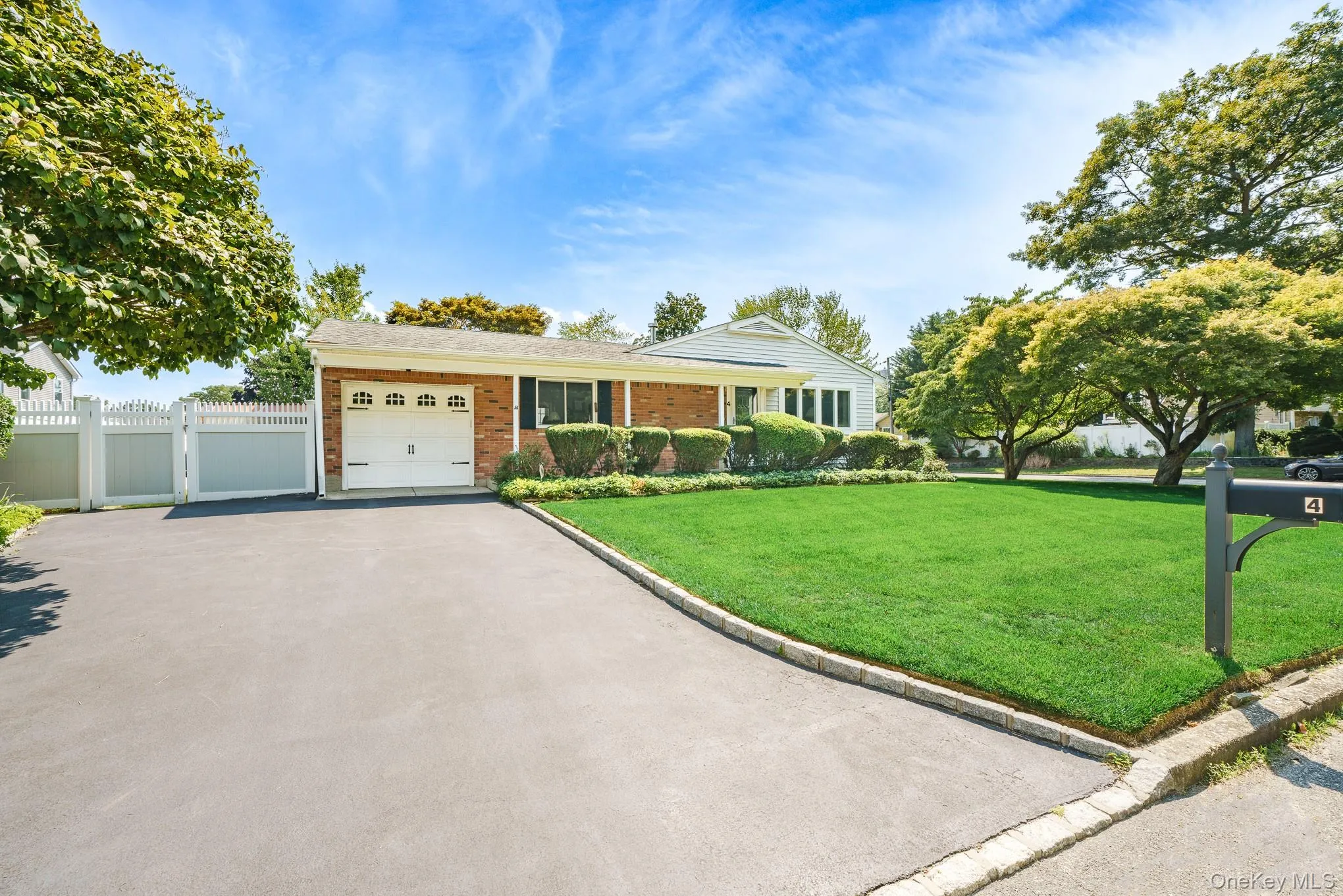 4 Oak Street, Brookhaven, NY, 3 Bedrooms Bedrooms, 9 Rooms Rooms,1 BathroomBathrooms,Residential,For Rent,Oak,0,1039473 4 Oak Street, Brookhaven, NY, 3 Bedrooms Bedrooms, 9 Rooms Rooms,1 BathroomBathrooms,Residential,For Rent,Oak,0,1039473
