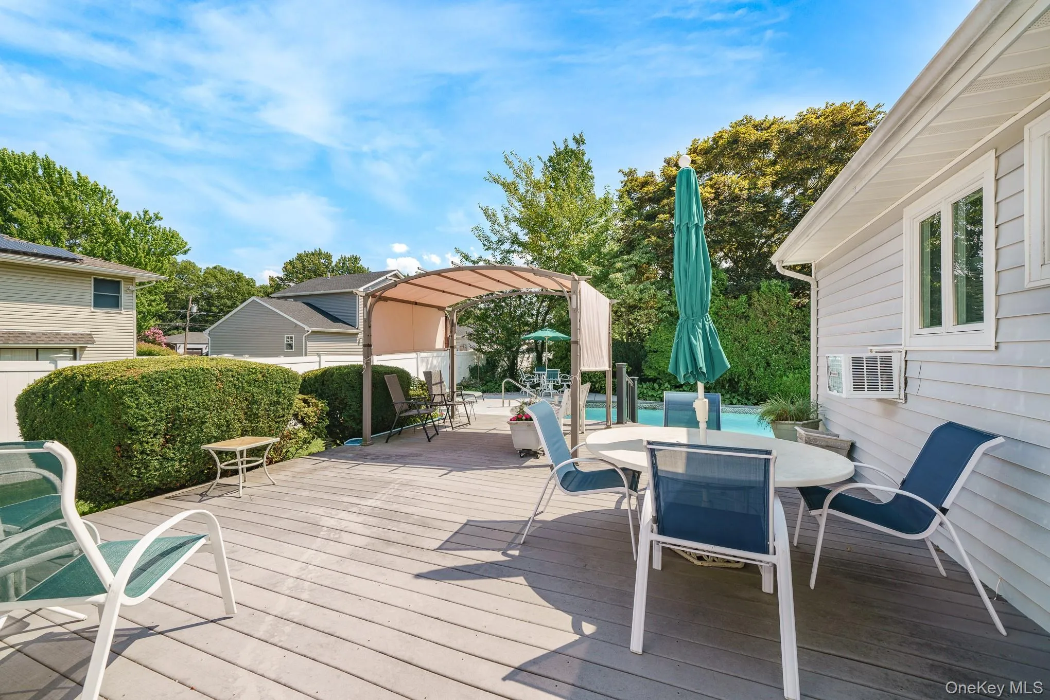 4 Oak Street, Brookhaven, NY, 3 Bedrooms Bedrooms, 9 Rooms Rooms,1 BathroomBathrooms,Residential,For Rent,Oak,0,1039473 4 Oak Street, Brookhaven, NY, 3 Bedrooms Bedrooms, 9 Rooms Rooms,1 BathroomBathrooms,Residential,For Rent,Oak,0,1039473