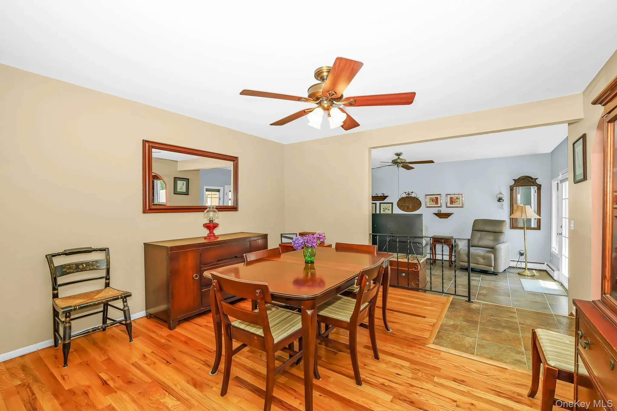 4 Oak Street, Brookhaven, NY, 3 Bedrooms Bedrooms, 9 Rooms Rooms,1 BathroomBathrooms,Residential,For Rent,Oak,0,1039473 4 Oak Street, Brookhaven, NY, 3 Bedrooms Bedrooms, 9 Rooms Rooms,1 BathroomBathrooms,Residential,For Rent,Oak,0,1039473