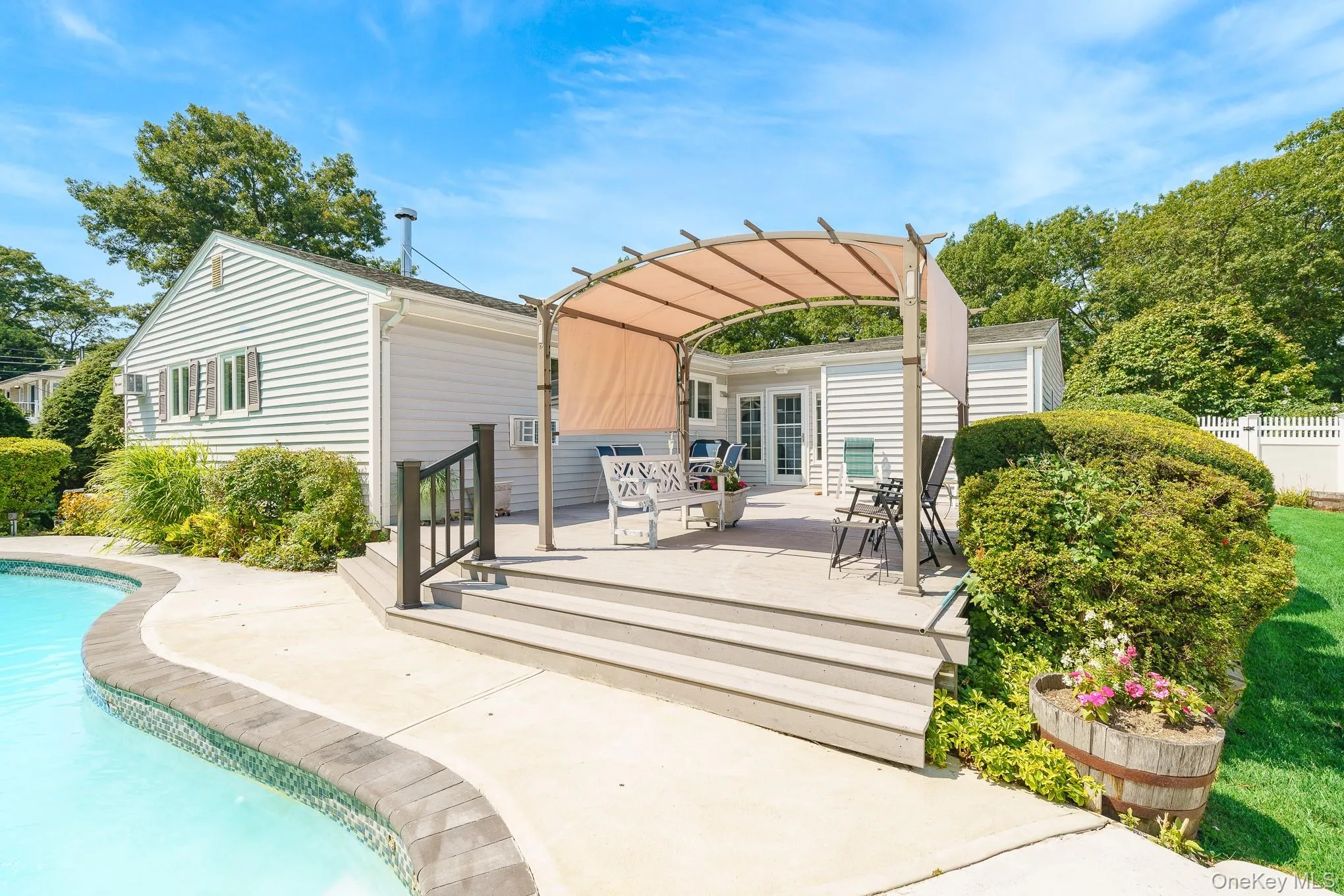 4 Oak Street, Brookhaven, NY, 3 Bedrooms Bedrooms, 9 Rooms Rooms,1 BathroomBathrooms,Residential,For Rent,Oak,0,1039473 4 Oak Street, Brookhaven, NY, 3 Bedrooms Bedrooms, 9 Rooms Rooms,1 BathroomBathrooms,Residential,For Rent,Oak,0,1039473