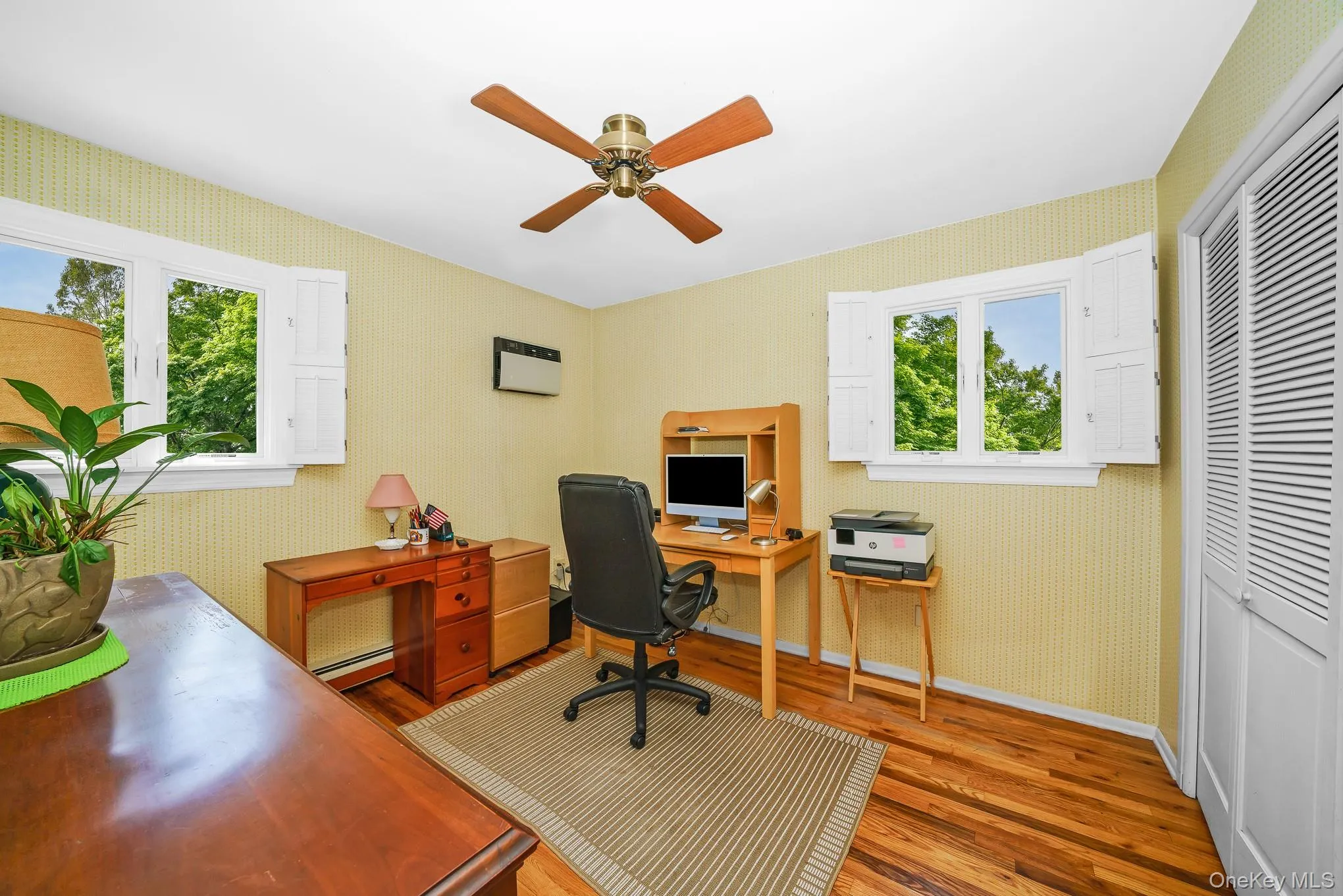 4 Oak Street, Brookhaven, NY, 3 Bedrooms Bedrooms, 9 Rooms Rooms,1 BathroomBathrooms,Residential,For Rent,Oak,0,1039473 4 Oak Street, Brookhaven, NY, 3 Bedrooms Bedrooms, 9 Rooms Rooms,1 BathroomBathrooms,Residential,For Rent,Oak,0,1039473