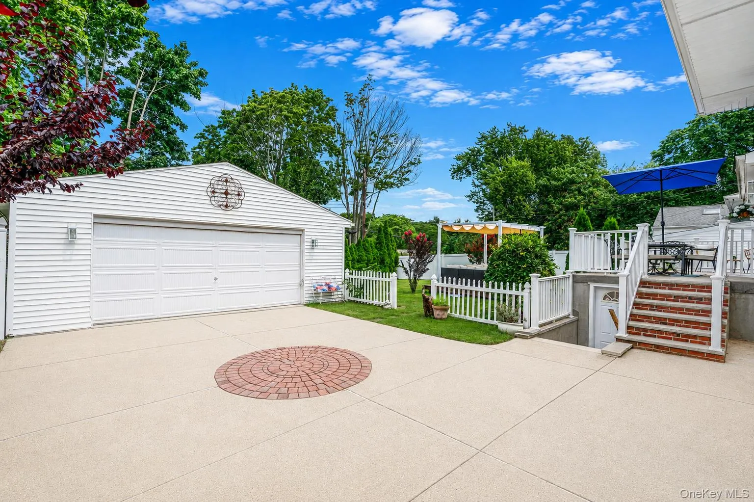 5 Gardenia Drive, Smithtown, NY, 3 Bedrooms Bedrooms, 9 Rooms Rooms,2 BathroomsBathrooms,Residential,For Rent,Gardenia,0,1039479 5 Gardenia Drive, Smithtown, NY, 3 Bedrooms Bedrooms, 9 Rooms Rooms,2 BathroomsBathrooms,Residential,For Rent,Gardenia,0,1039479