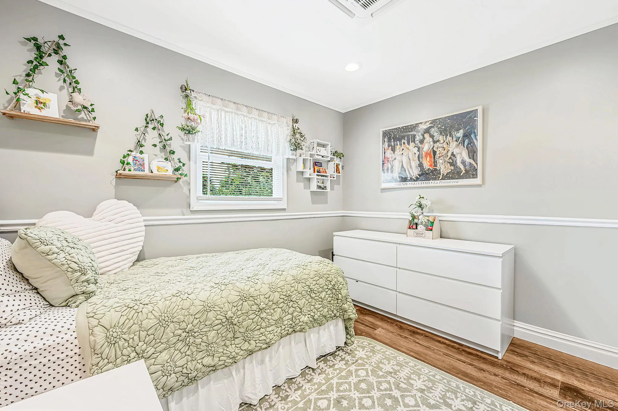 5 Gardenia Drive, Smithtown, NY, 3 Bedrooms Bedrooms, 9 Rooms Rooms,2 BathroomsBathrooms,Residential,For Rent,Gardenia,0,1039479 5 Gardenia Drive, Smithtown, NY, 3 Bedrooms Bedrooms, 9 Rooms Rooms,2 BathroomsBathrooms,Residential,For Rent,Gardenia,0,1039479