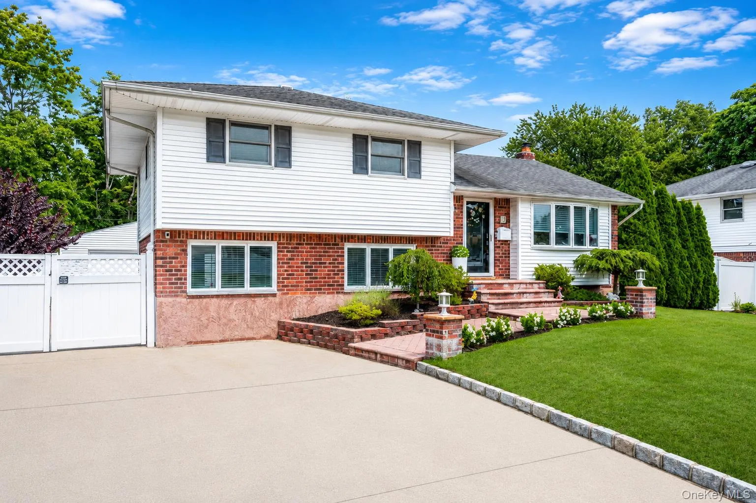 5 Gardenia Drive, Smithtown, NY, 3 Bedrooms Bedrooms, 9 Rooms Rooms,2 BathroomsBathrooms,Residential,For Rent,Gardenia,0,1039479 5 Gardenia Drive, Smithtown, NY, 3 Bedrooms Bedrooms, 9 Rooms Rooms,2 BathroomsBathrooms,Residential,For Rent,Gardenia,0,1039479