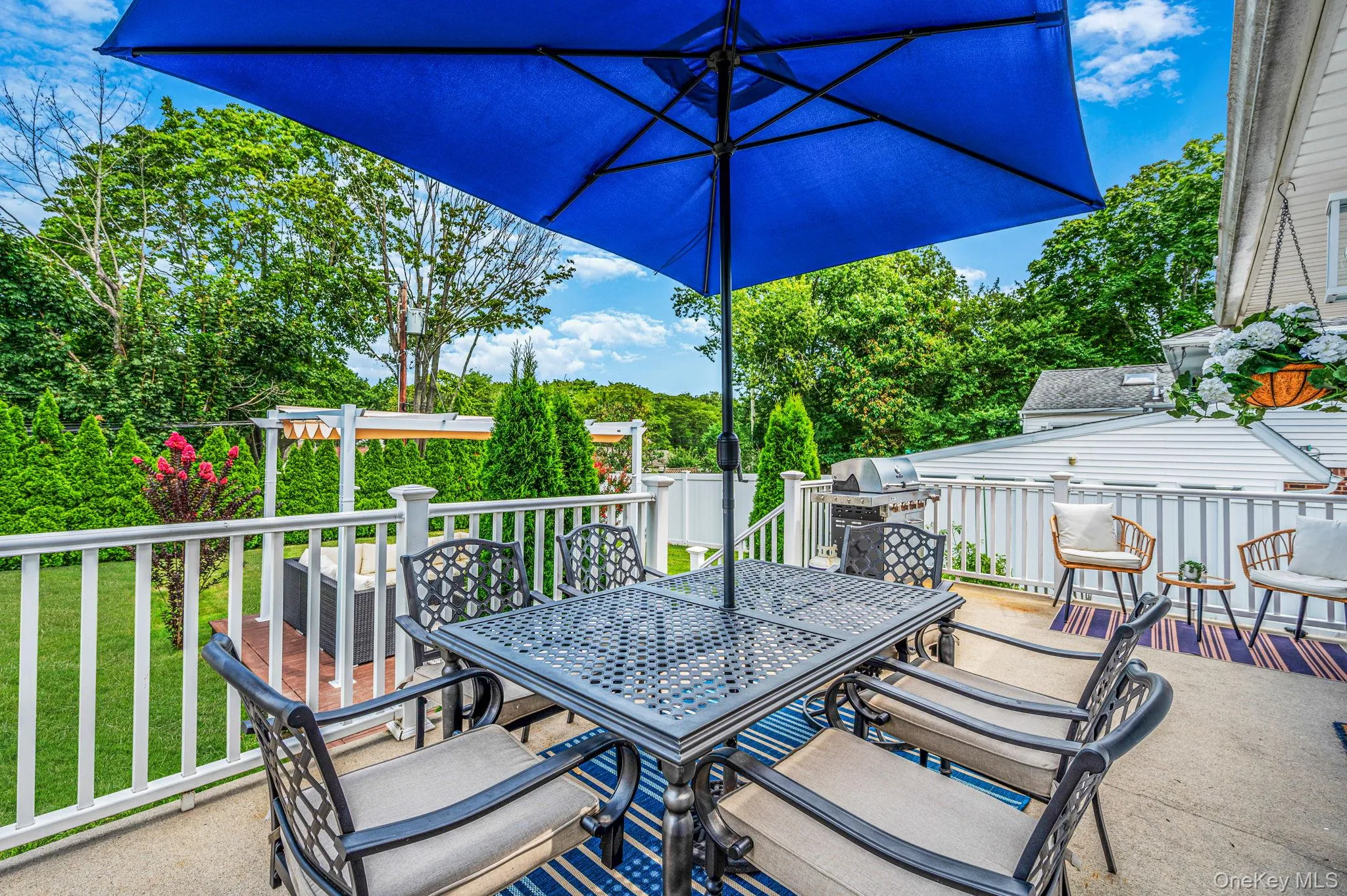 5 Gardenia Drive, Smithtown, NY, 3 Bedrooms Bedrooms, 9 Rooms Rooms,2 BathroomsBathrooms,Residential,For Rent,Gardenia,0,1039479 5 Gardenia Drive, Smithtown, NY, 3 Bedrooms Bedrooms, 9 Rooms Rooms,2 BathroomsBathrooms,Residential,For Rent,Gardenia,0,1039479