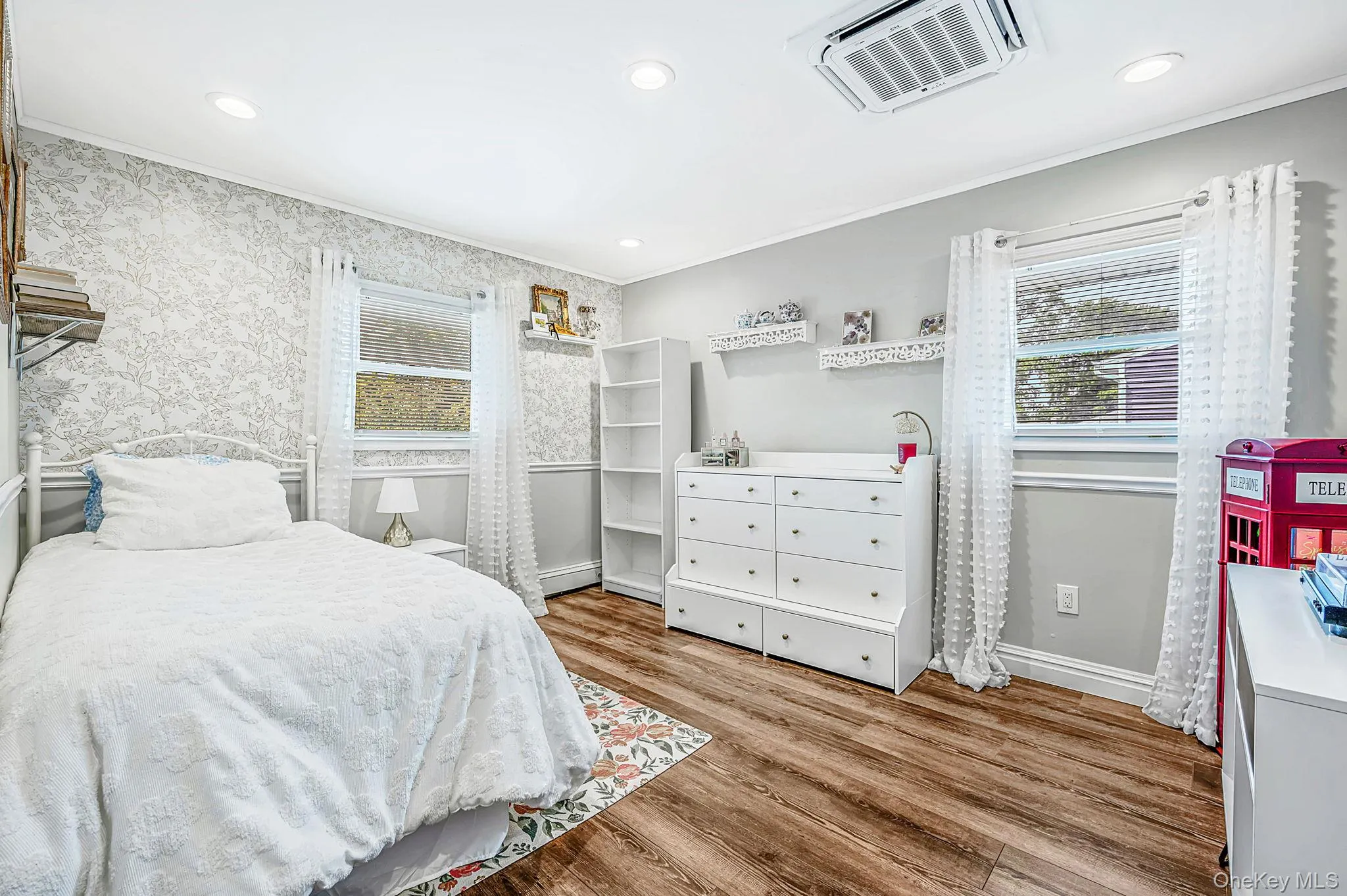 5 Gardenia Drive, Smithtown, NY, 3 Bedrooms Bedrooms, 9 Rooms Rooms,2 BathroomsBathrooms,Residential,For Rent,Gardenia,0,1039479 5 Gardenia Drive, Smithtown, NY, 3 Bedrooms Bedrooms, 9 Rooms Rooms,2 BathroomsBathrooms,Residential,For Rent,Gardenia,0,1039479