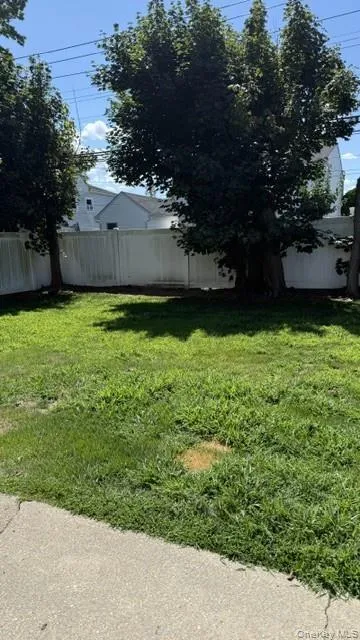 42 Hilltop Road, Hempstead, NY, 4 Bedrooms Bedrooms, 7 Rooms Rooms,1 BathroomBathrooms,Residential Lease,For Rent,Hilltop,0,1039483 42 Hilltop Road, Hempstead, NY, 4 Bedrooms Bedrooms, 7 Rooms Rooms,1 BathroomBathrooms,Residential Lease,For Rent,Hilltop,0,1039483
