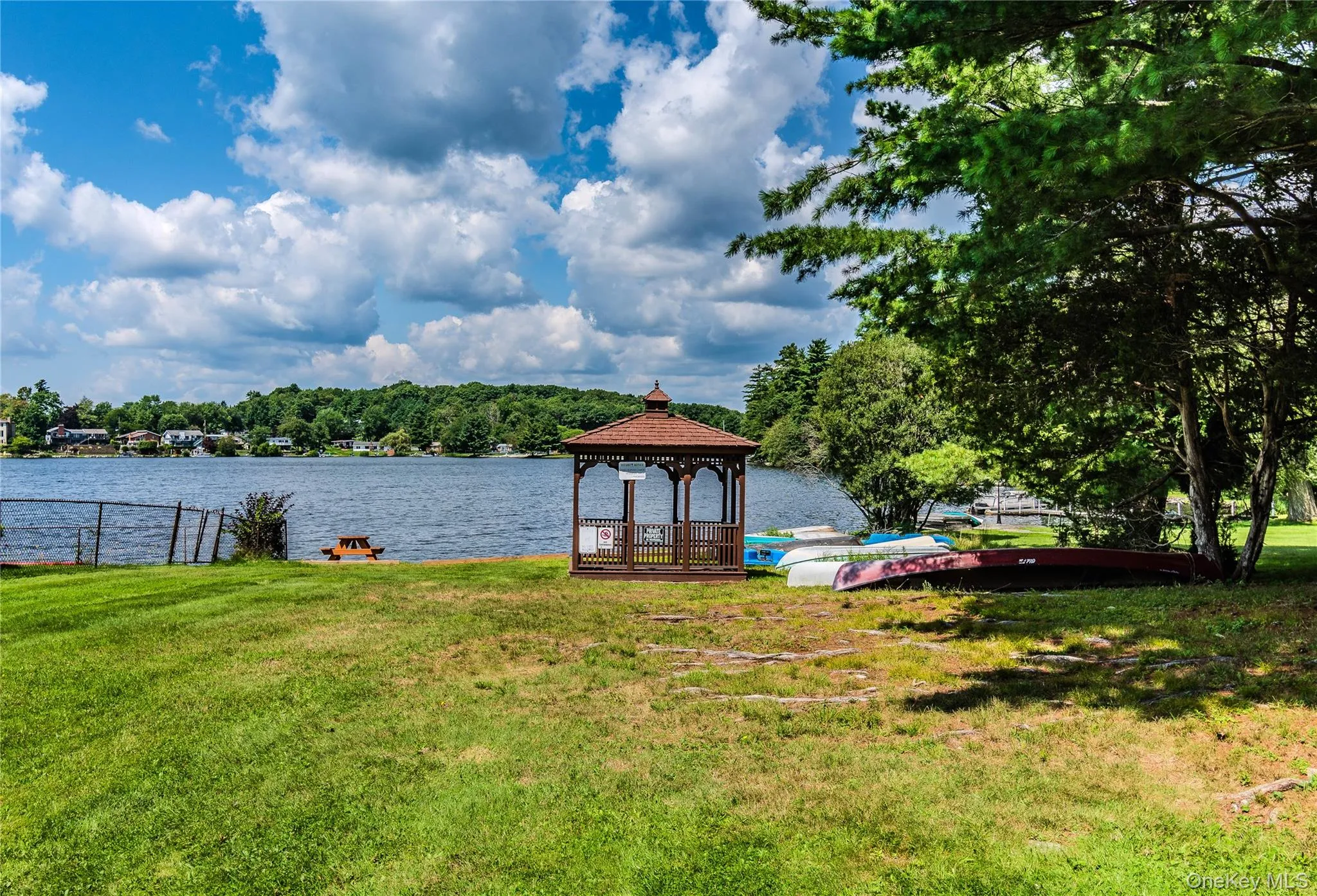 210 Lake Shore Drive, Thompson, NY, 3 Bedrooms Bedrooms, 5 Rooms Rooms,1 BathroomBathrooms,Residential,For Rent,Lake Shore,0,1039491 210 Lake Shore Drive, Thompson, NY, 3 Bedrooms Bedrooms, 5 Rooms Rooms,1 BathroomBathrooms,Residential,For Rent,Lake Shore,0,1039491