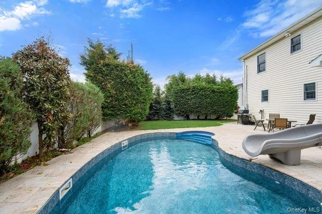 47 Syosset Circle, Oyster Bay, NY, 4 Bedrooms Bedrooms, 9 Rooms Rooms,2 BathroomsBathrooms,Residential,For Rent,Syosset,0,1039492 47 Syosset Circle, Oyster Bay, NY, 4 Bedrooms Bedrooms, 9 Rooms Rooms,2 BathroomsBathrooms,Residential,For Rent,Syosset,0,1039492