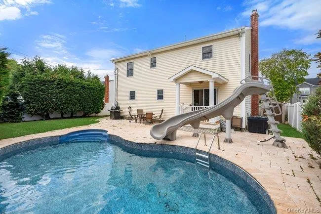 47 Syosset Circle, Oyster Bay, NY, 4 Bedrooms Bedrooms, 9 Rooms Rooms,2 BathroomsBathrooms,Residential,For Rent,Syosset,0,1039492 47 Syosset Circle, Oyster Bay, NY, 4 Bedrooms Bedrooms, 9 Rooms Rooms,2 BathroomsBathrooms,Residential,For Rent,Syosset,0,1039492