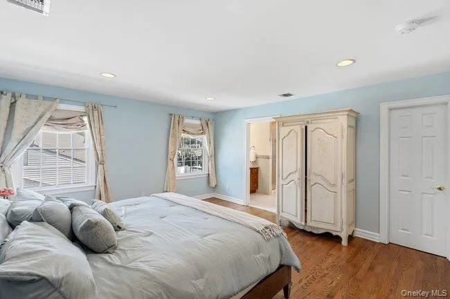 47 Syosset Circle, Oyster Bay, NY, 4 Bedrooms Bedrooms, 9 Rooms Rooms,2 BathroomsBathrooms,Residential,For Rent,Syosset,0,1039492 47 Syosset Circle, Oyster Bay, NY, 4 Bedrooms Bedrooms, 9 Rooms Rooms,2 BathroomsBathrooms,Residential,For Rent,Syosset,0,1039492