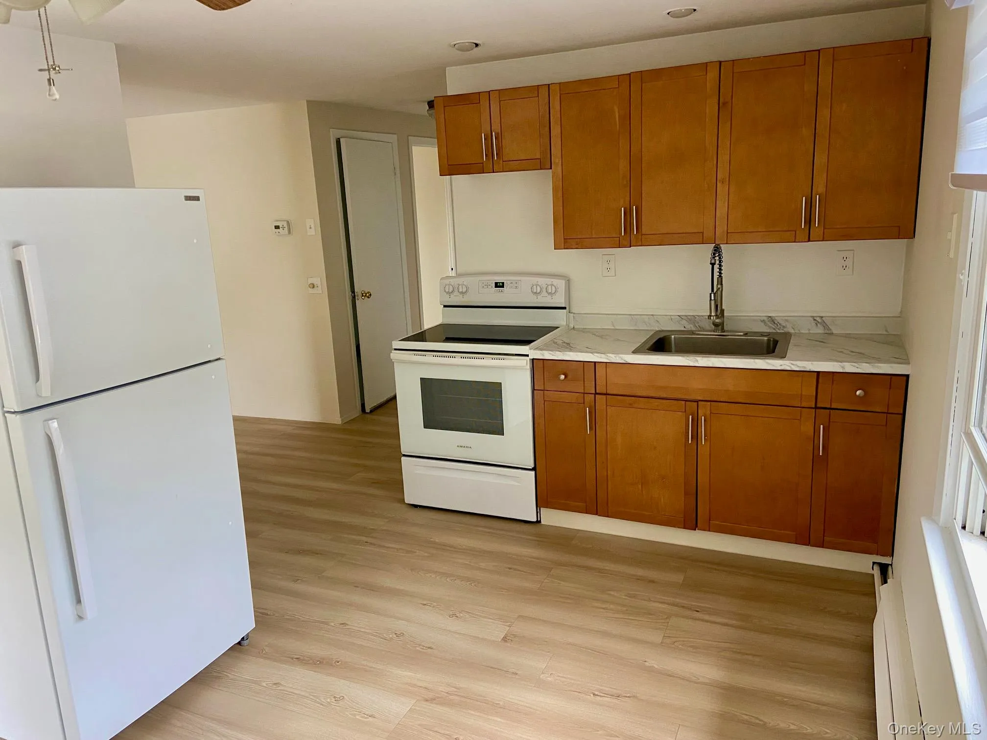 11 April Lane, Oyster Bay, NY, 2 Bedrooms Bedrooms, 4 Rooms Rooms,1 BathroomBathrooms,Residential Lease,For Rent,April,0,1039493 11 April Lane, Oyster Bay, NY, 2 Bedrooms Bedrooms, 4 Rooms Rooms,1 BathroomBathrooms,Residential Lease,For Rent,April,0,1039493